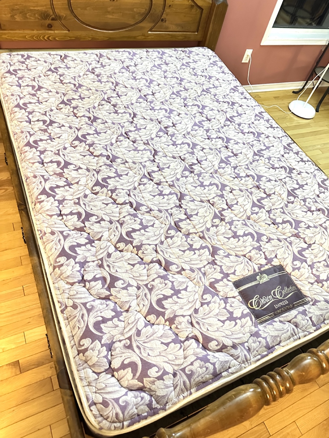Beautiful Queen Storage bed & Kingsdown Mattress (CAN DELIVER) - photo 2