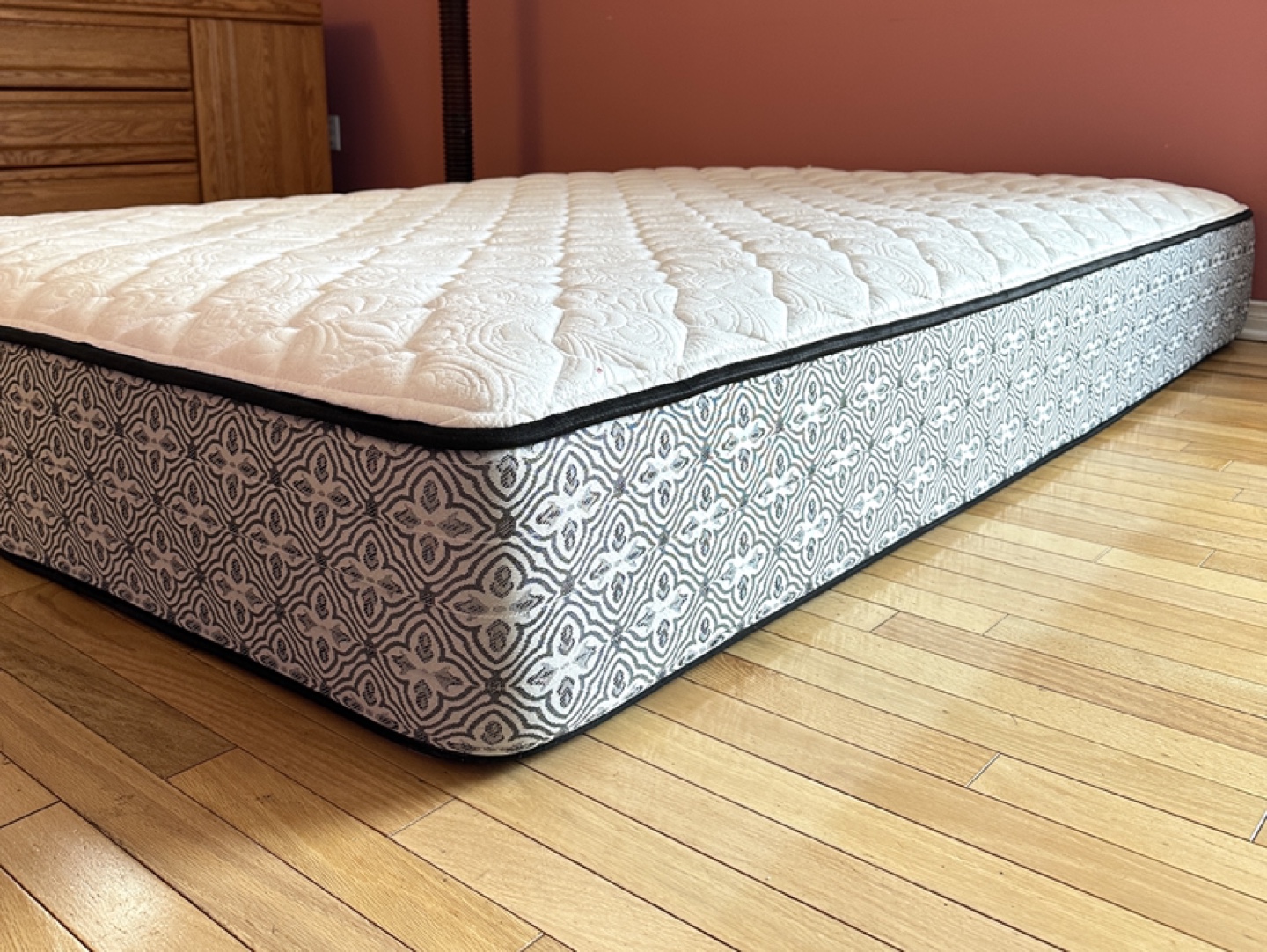 Full Size Pillow Top Mattress is Great Condition! (CAN DELIVER) - photo 4