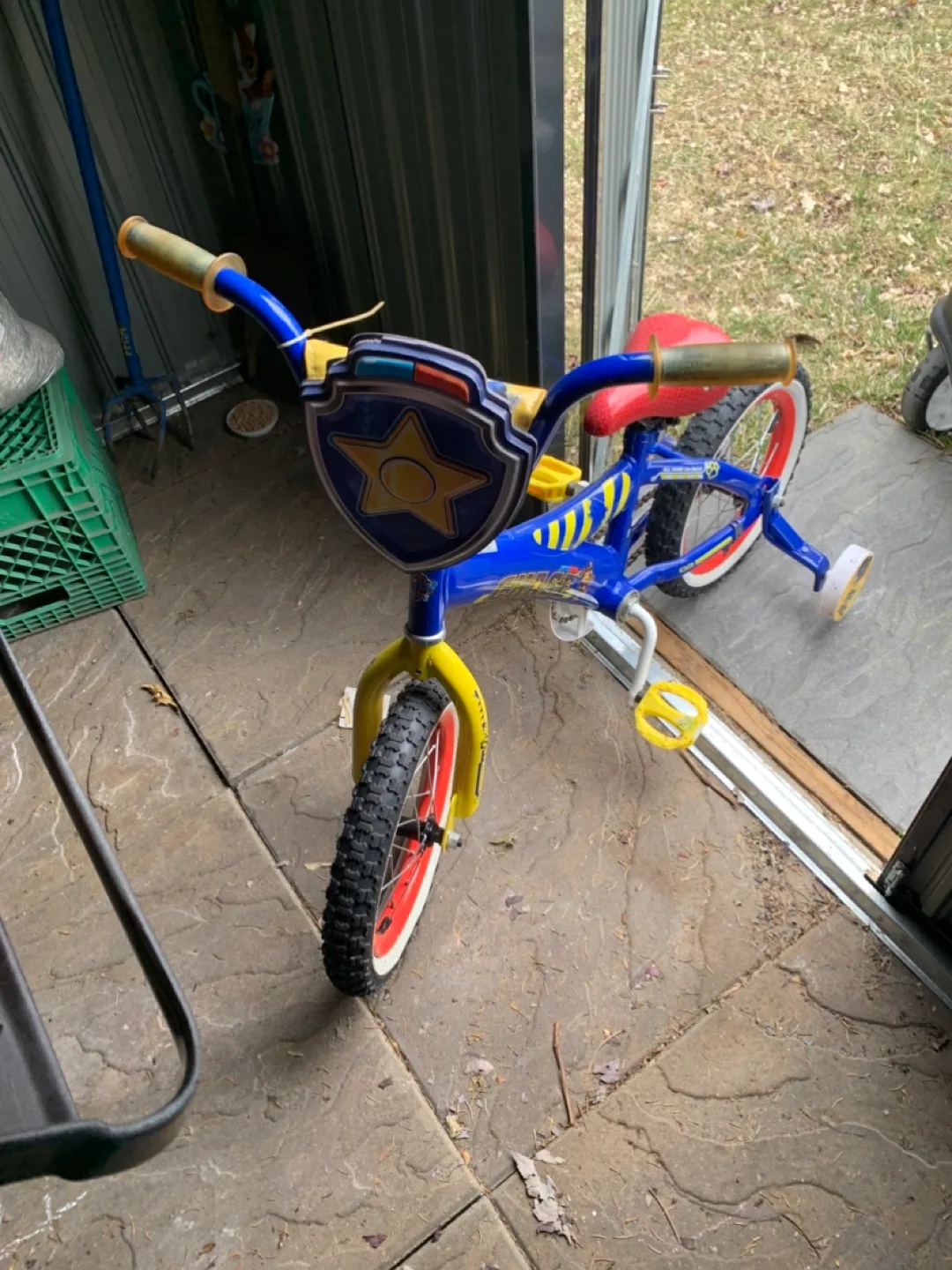 Paw Patrol Chase Bike & Helmet Set image indicator(2)