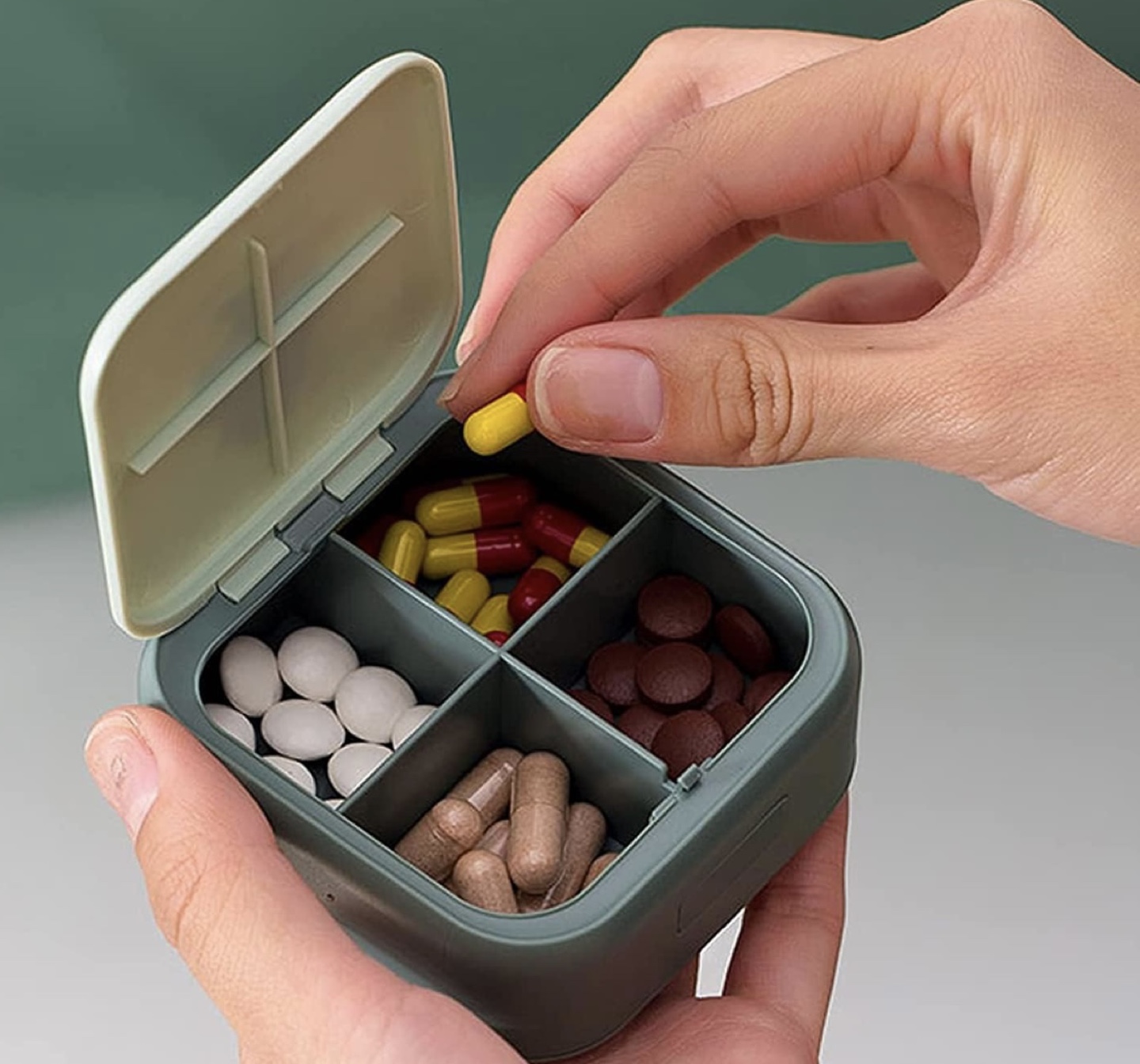 Ace Dada Portable Pill Organizer - 4 Compartments - photo 3
