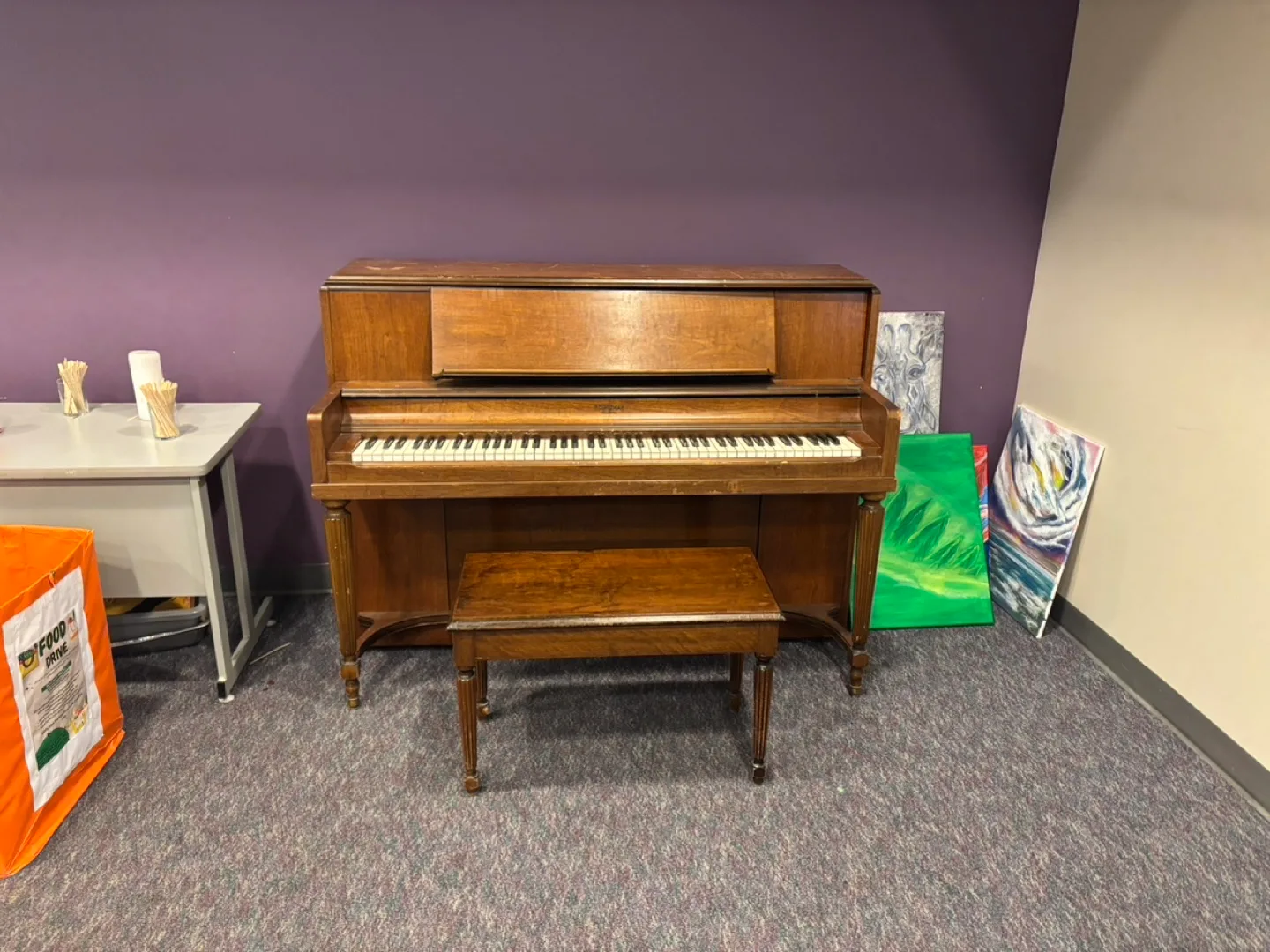 Vintage Upright Piano with Bench image indicator(2)