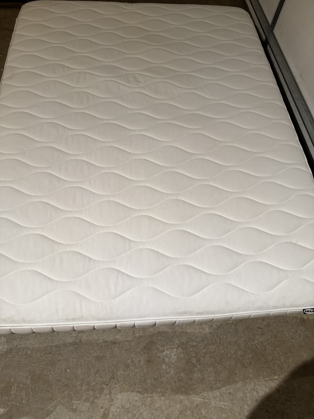 Queen mattress