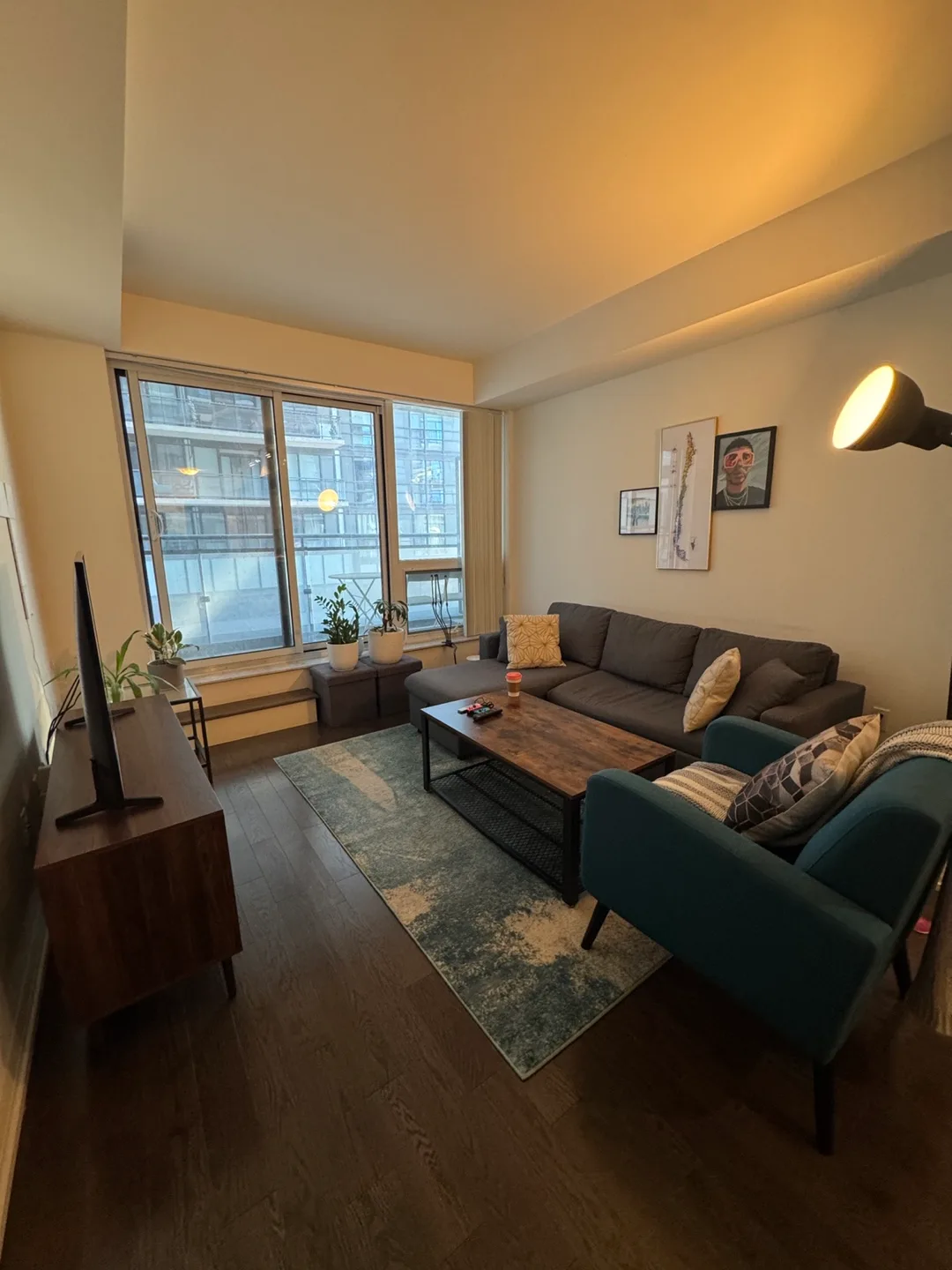 Coffee Table image indicator(5)