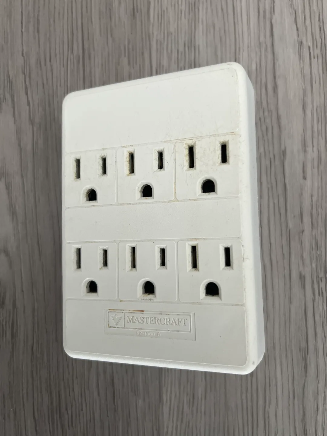 Mastercraft 6-Outlet Wall Tap thumbnail