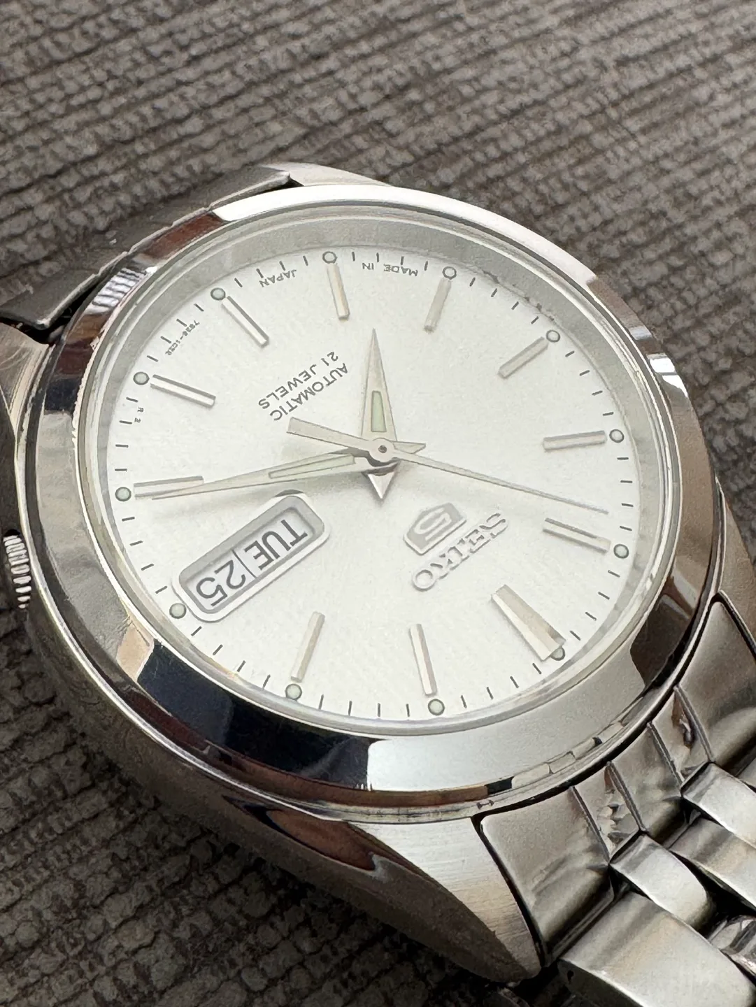 Seiko 5 SNKL17 Automatic Watch Japan 37mm 7s26 image indicator(5)