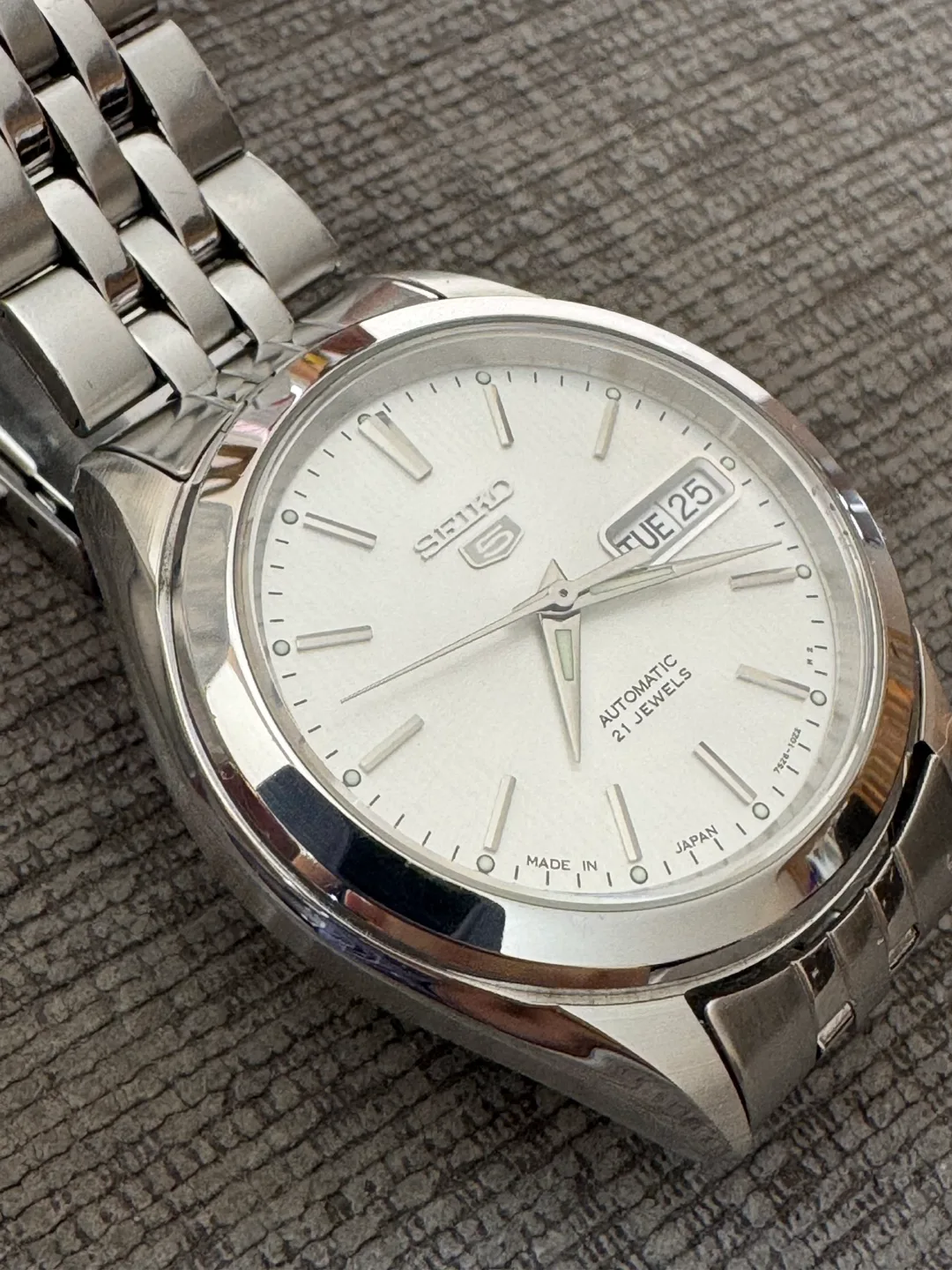 Seiko 5 SNKL17 Automatic Watch Japan 37mm 7s26 image indicator(4)