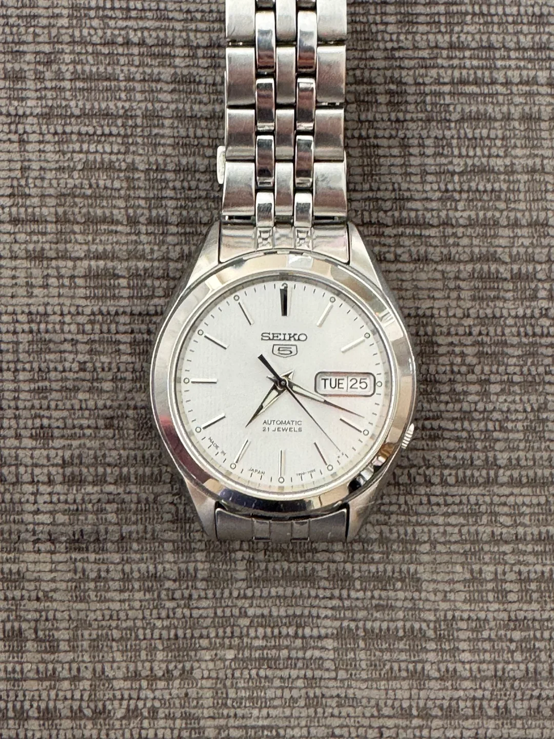 Seiko 5 SNKL17 Automatic Watch Japan 37mm 7s26 image indicator(2)