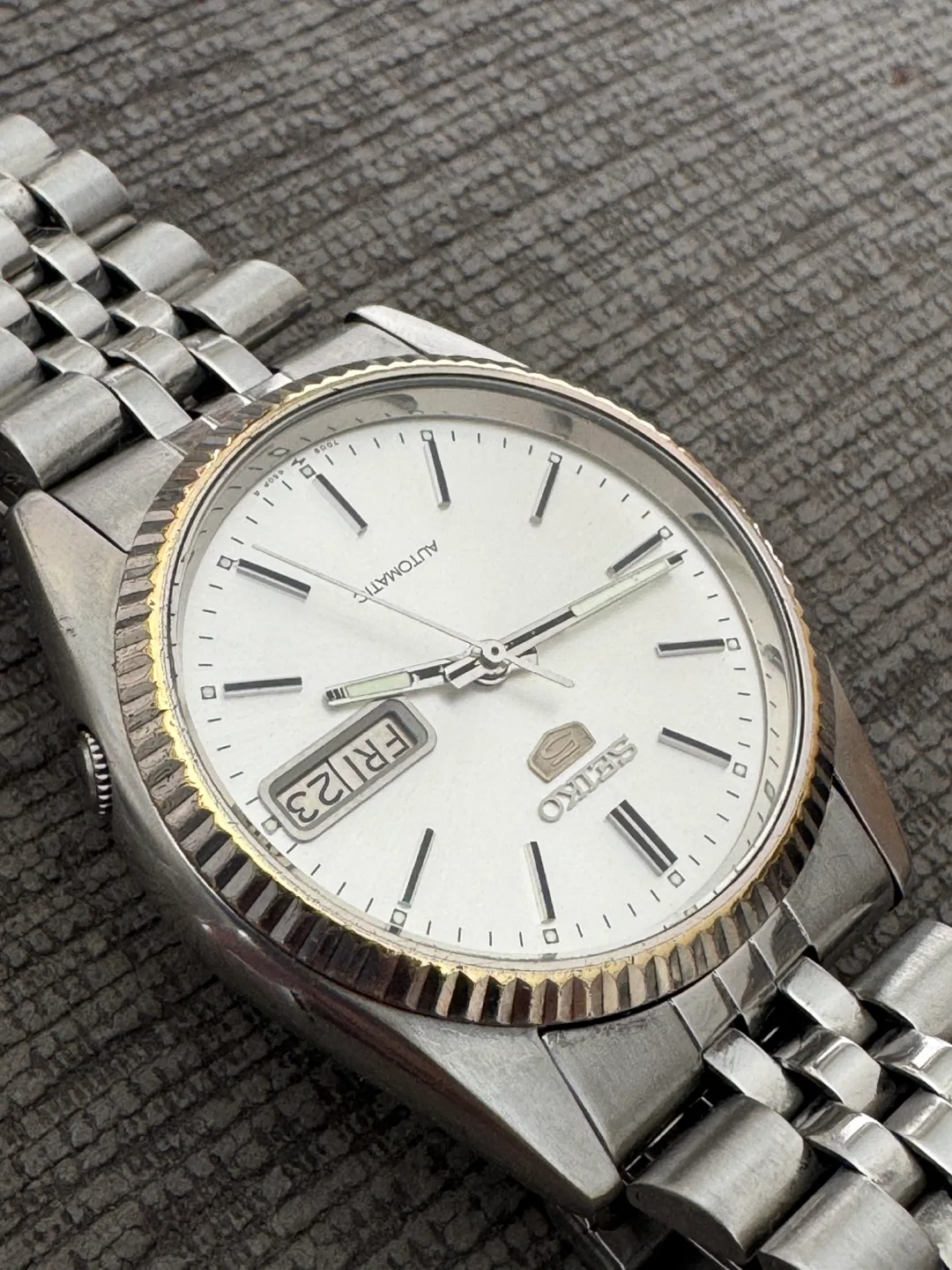 Seiko 5 Automatic Day-Date Watch Vintage 36mm 7009 image indicator(5)