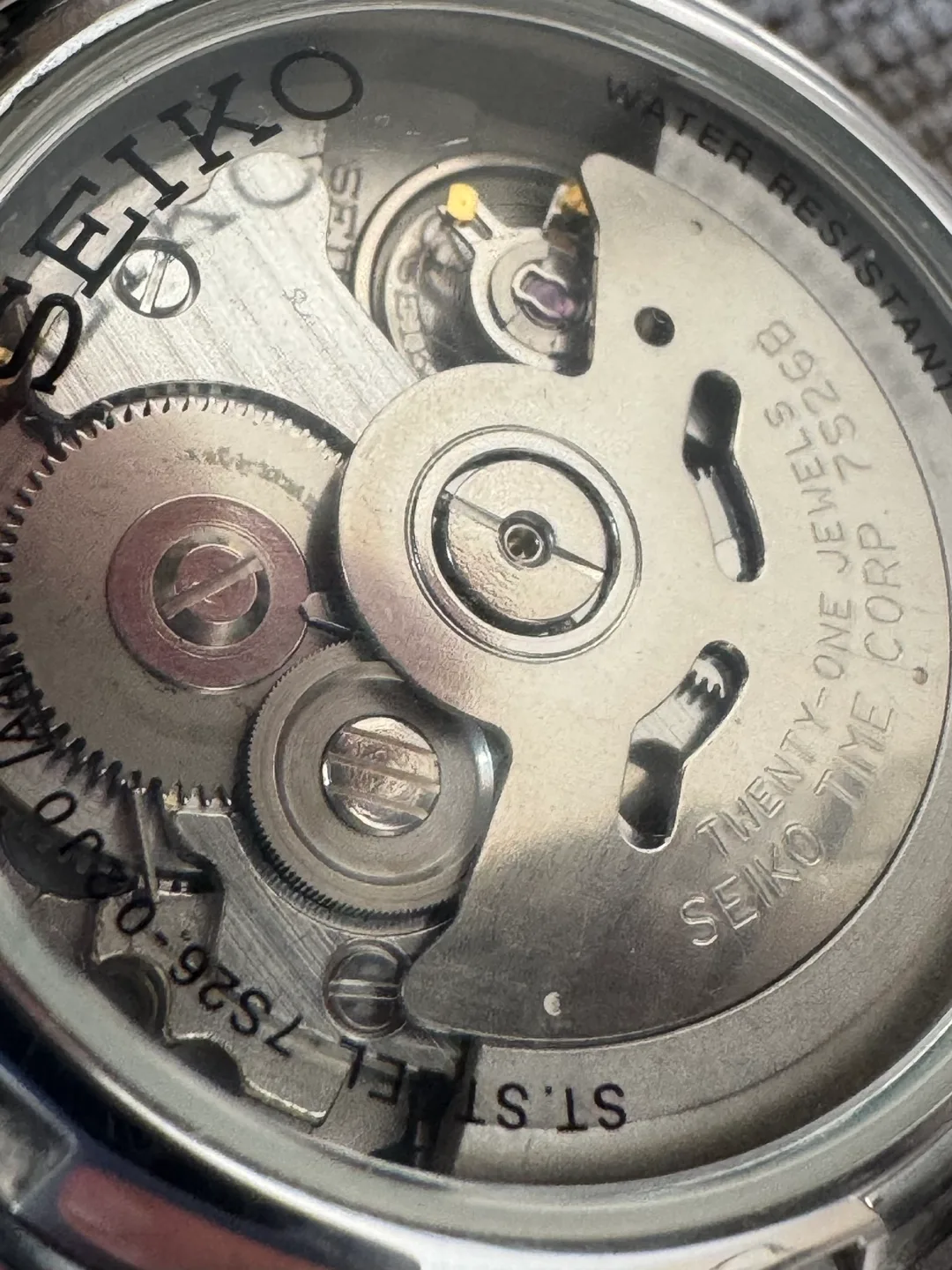 Seiko 5 SNK789 37mm Automatic Watch Silver 7s26 image indicator(3)