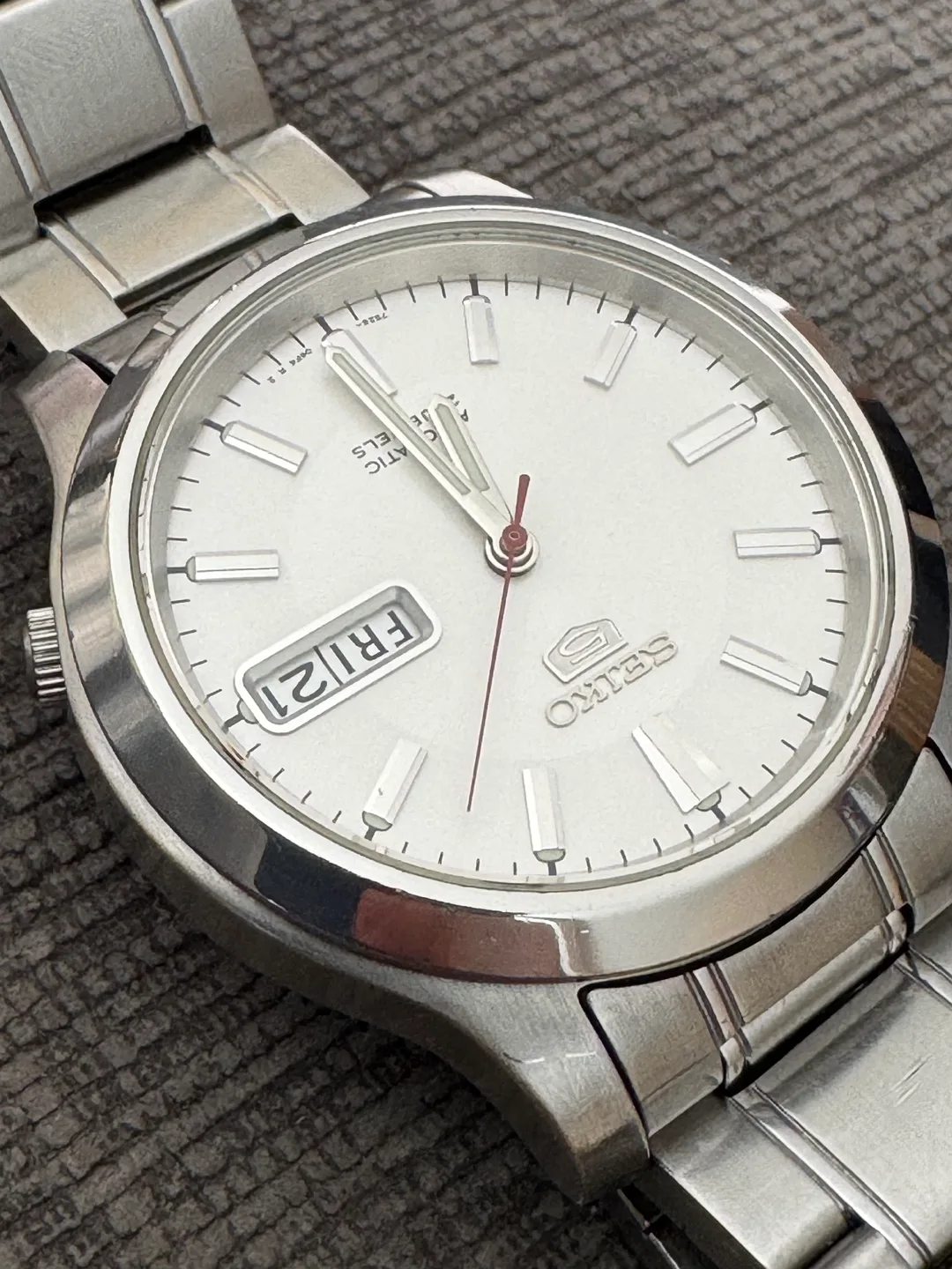 Seiko 5 SNK789 37mm Automatic Watch Silver 7s26 image indicator(5)