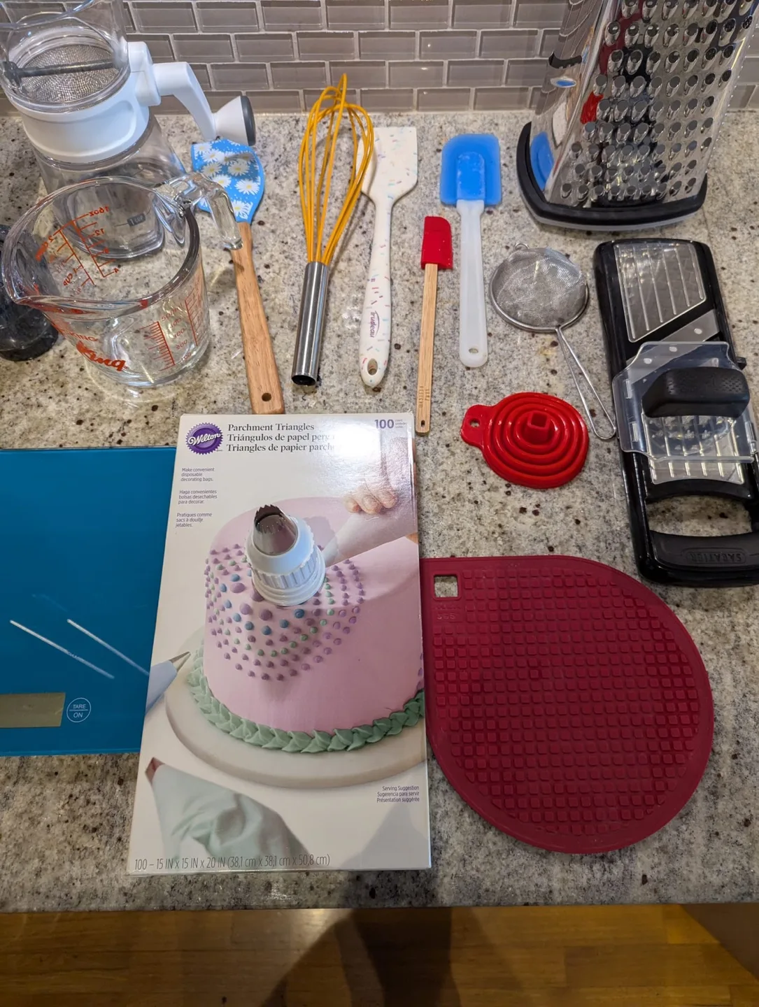Baking Supplies Bundle - Bowls, Rolling Pin & More! image indicator(7)