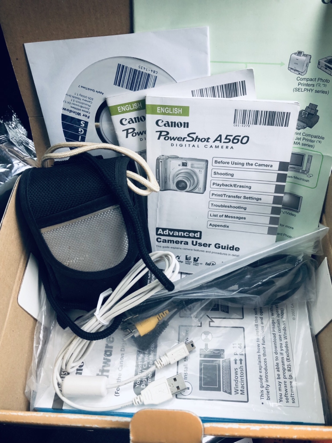 Canon PowerShot A560 Digital Camera with Accessories - photo 3