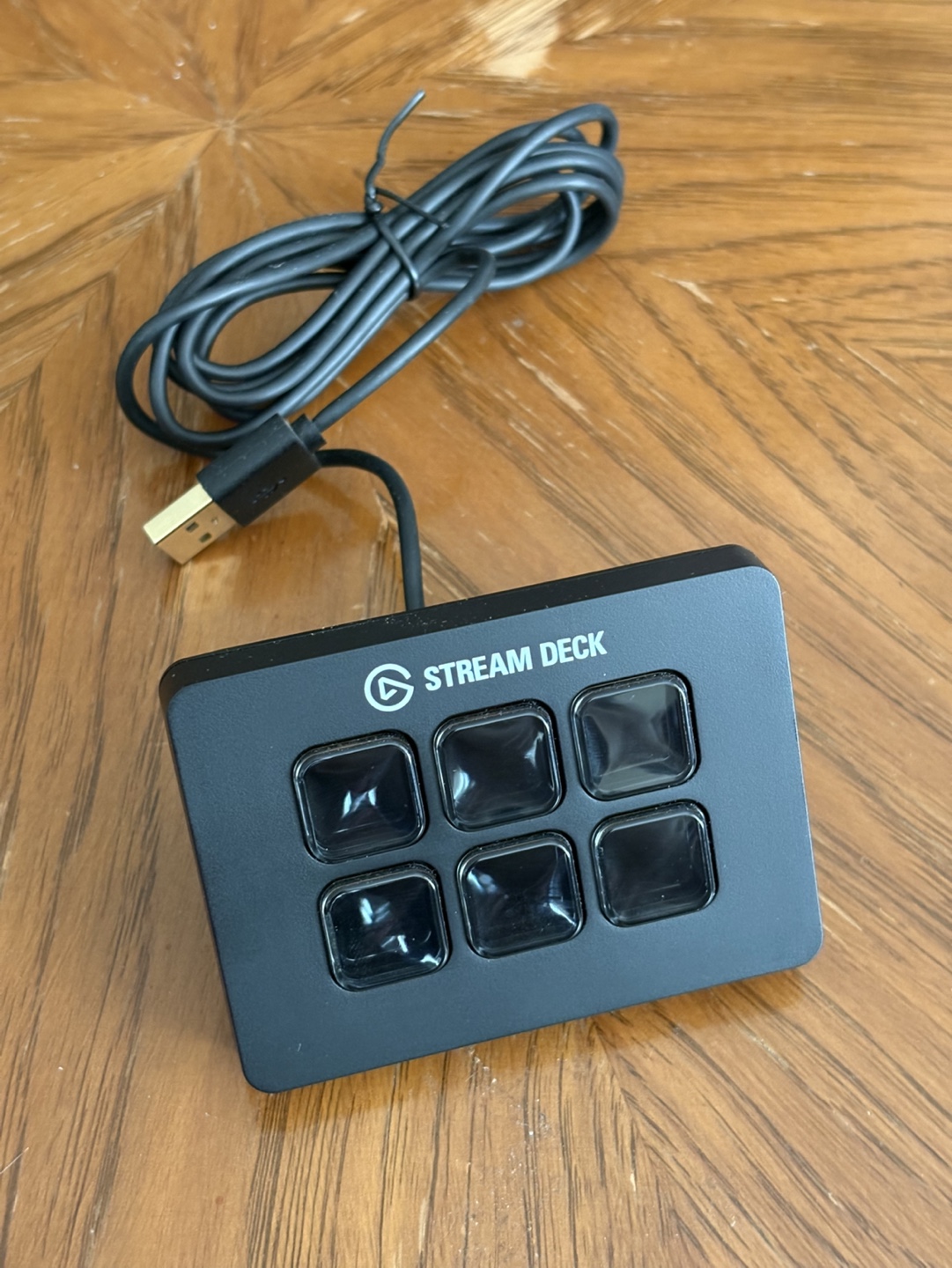 Elgato Stream Deck Mini - USB Streaming Controller