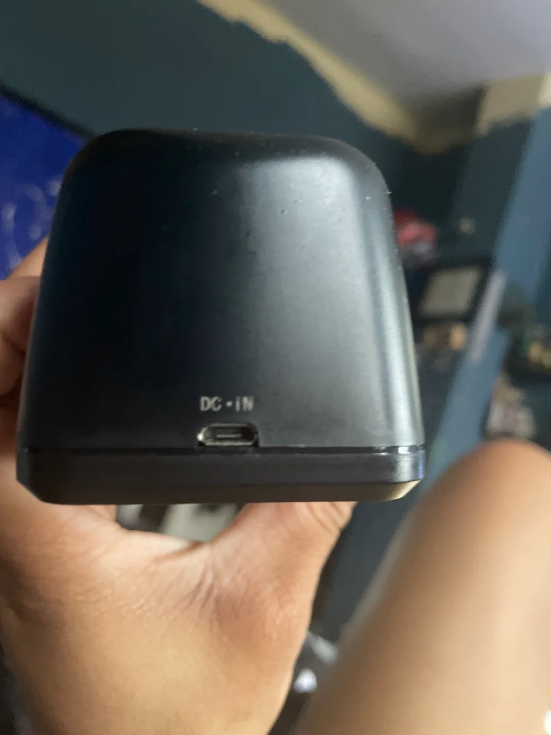 OIVO Dual PS4 Controller Charger image indicator(4)