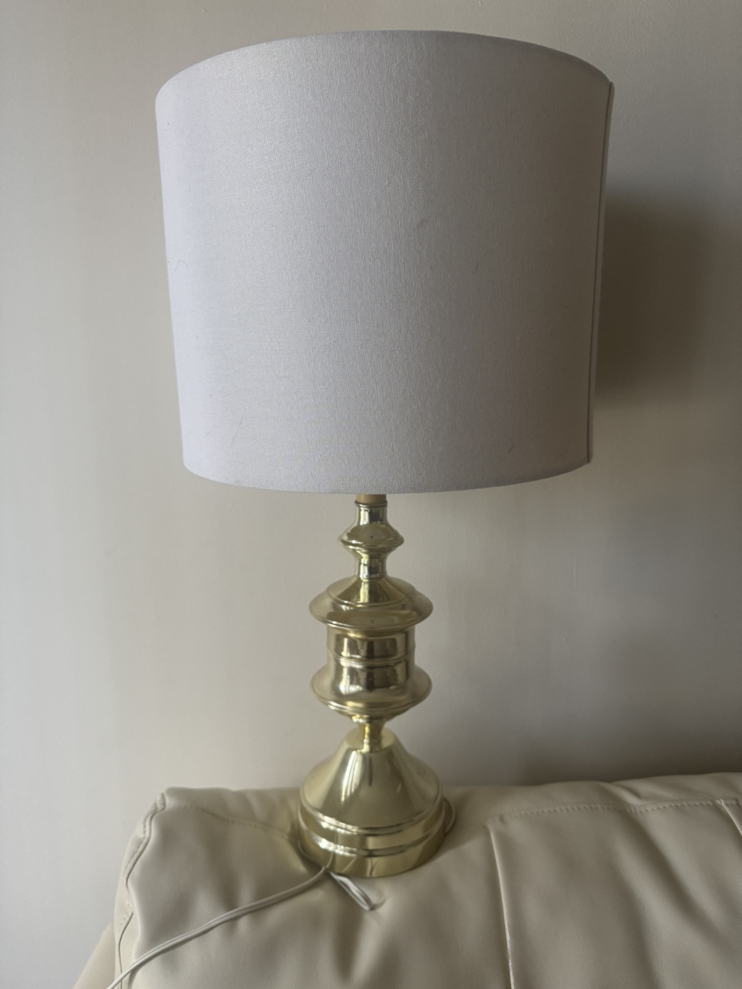 Brass Table Lamp with Off-White Shade - photo 3