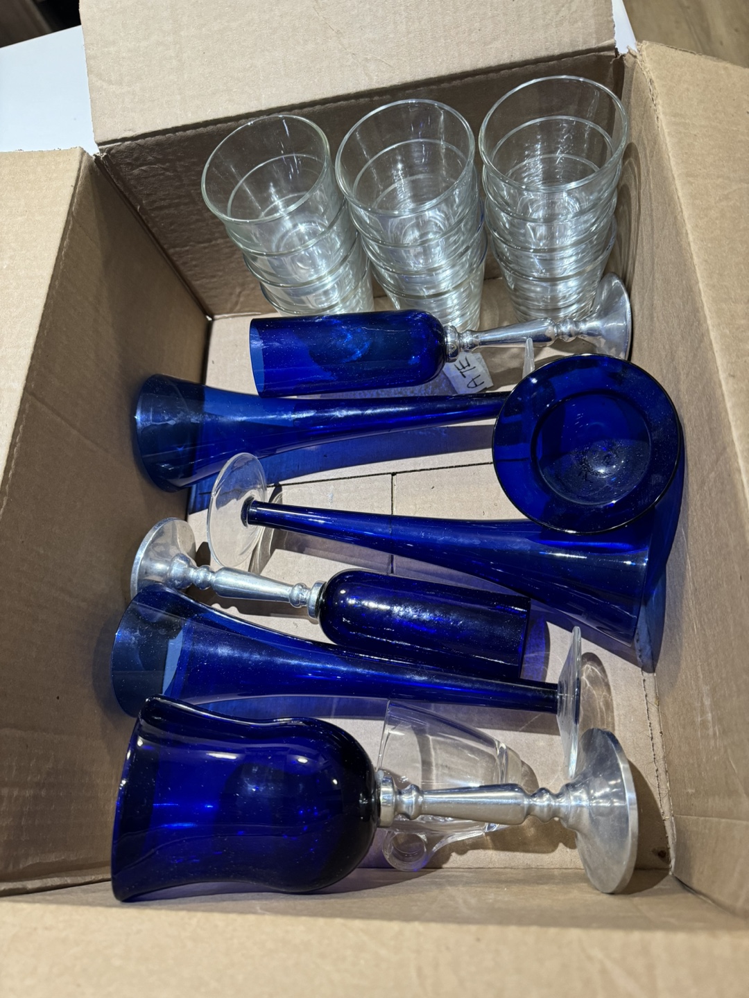 Free Cobalt Blue Glassware Set with extra white glasware - photo 4
