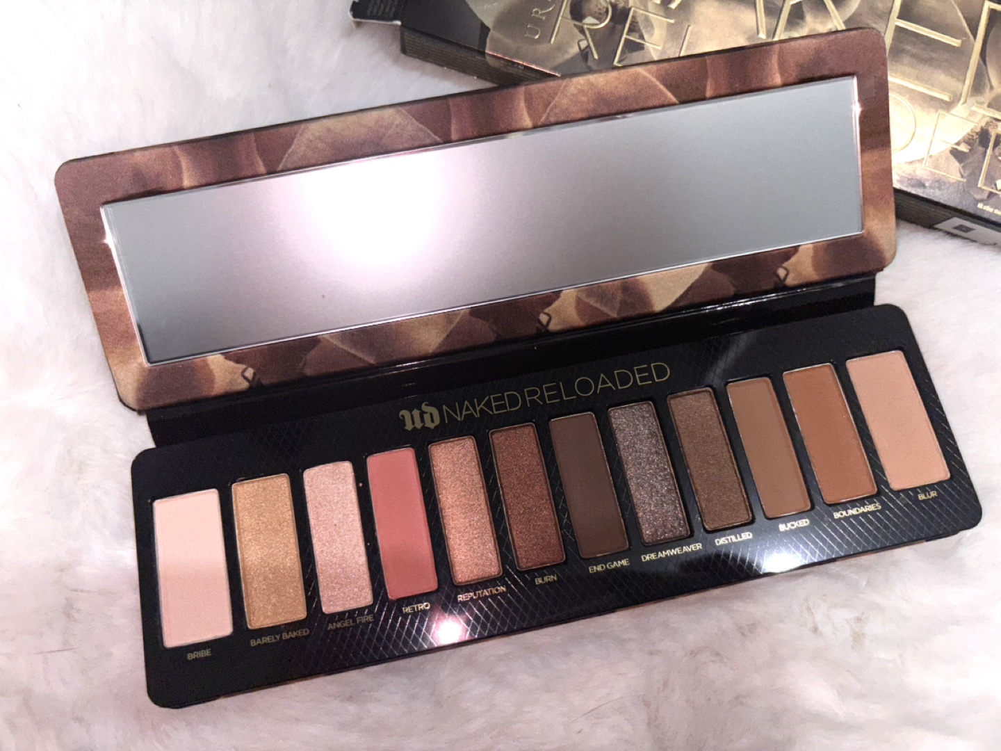 Urban Decay Naked Reloaded Eyeshadow Palette - photo 2