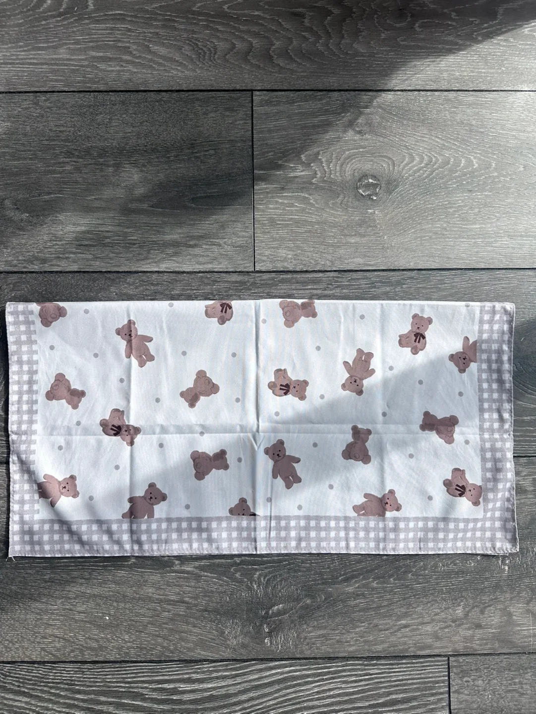 Teddy Bear Print Handkerchief image indicator(3)