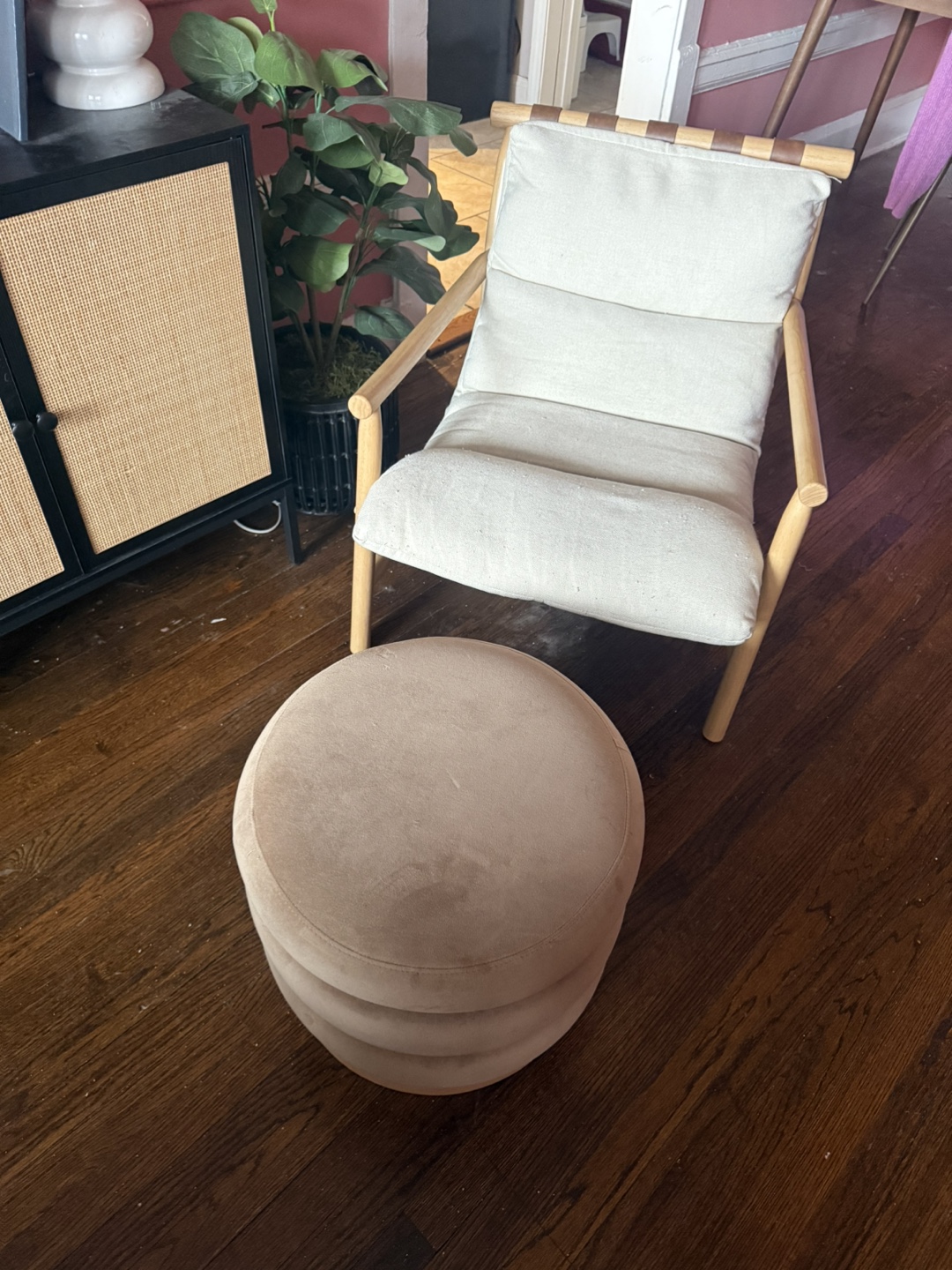 Mid-Century Modern Accent Chair with Ottoman - photo 2