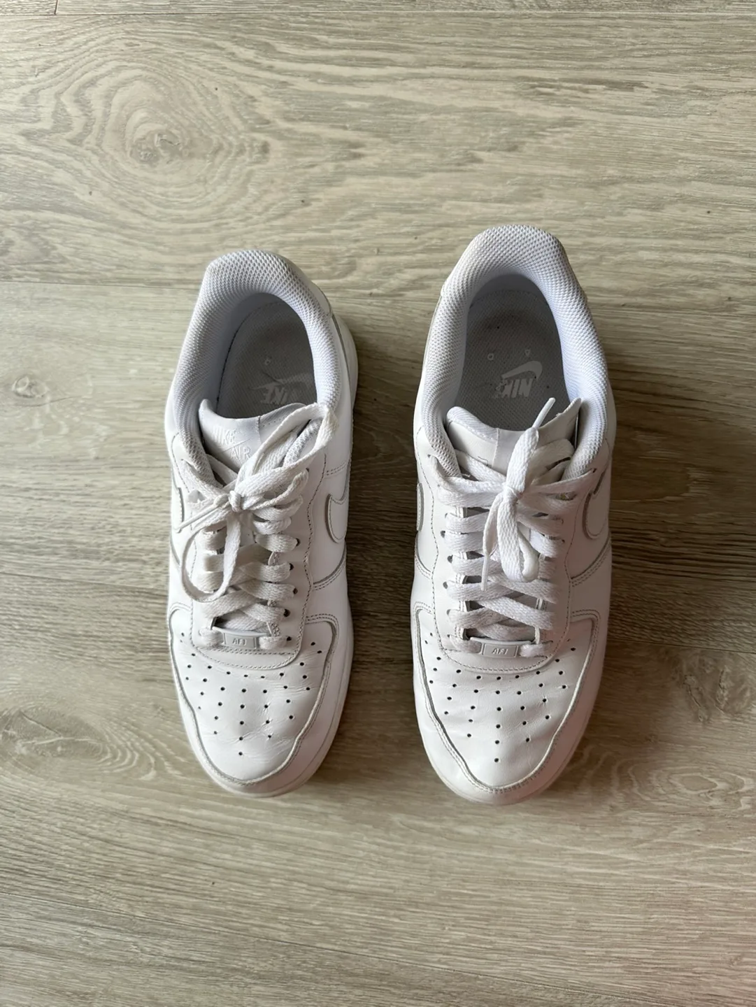 Nike Air Force 1 Low White Sneakers image indicator(2)
