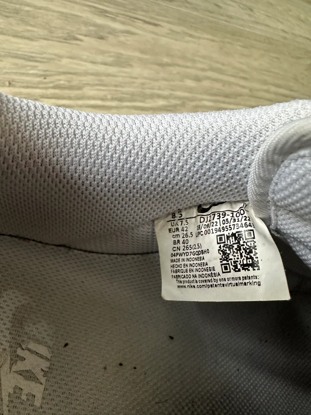 Nike Air Force 1 Low White Sneakers image indicator(6)