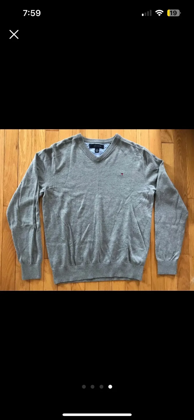 Tommy Hilfiger Men's Sweaters (small) image indicator(4)