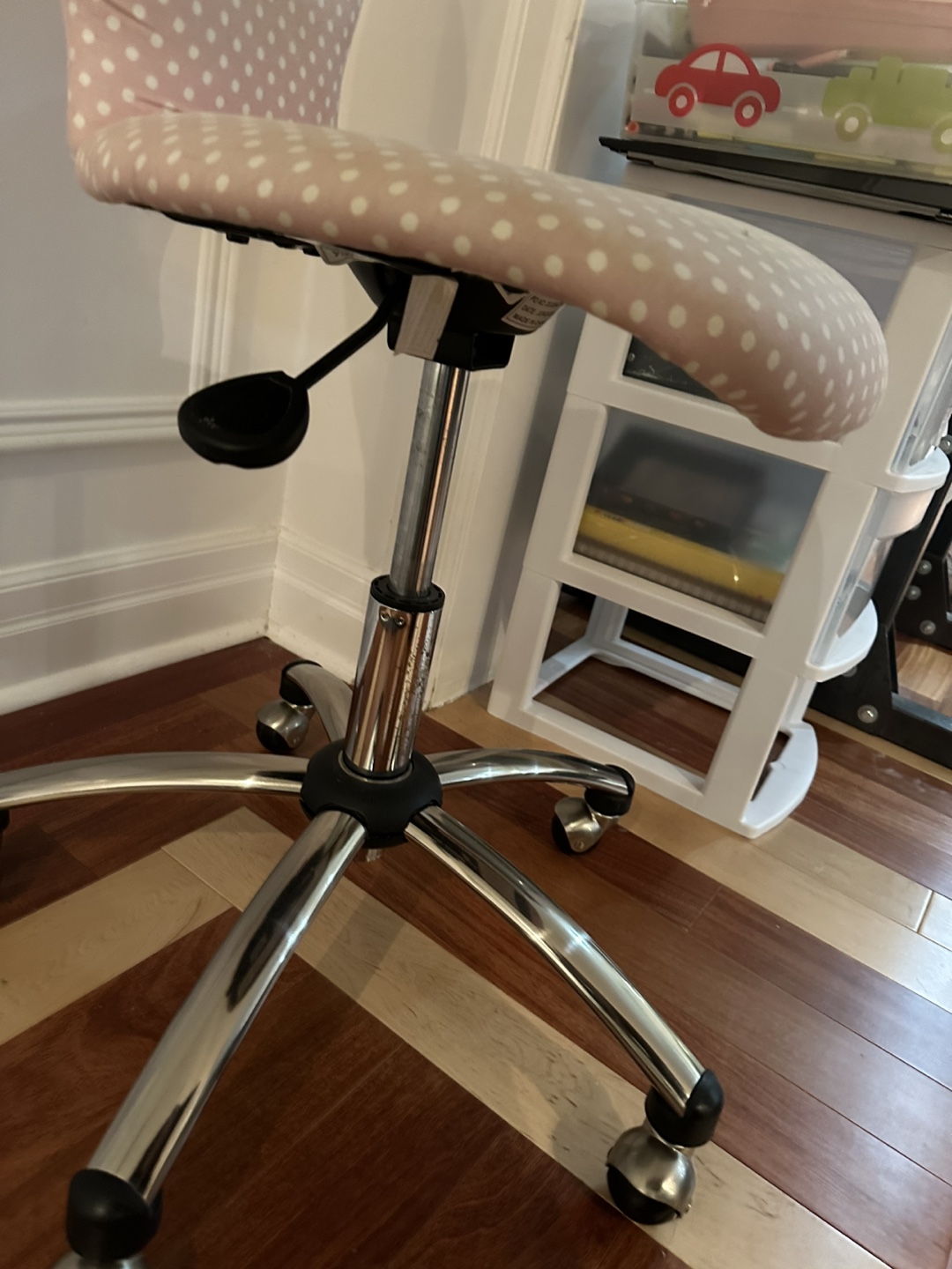 Designer Elegant Ergo Adjustable Chair - photo 2