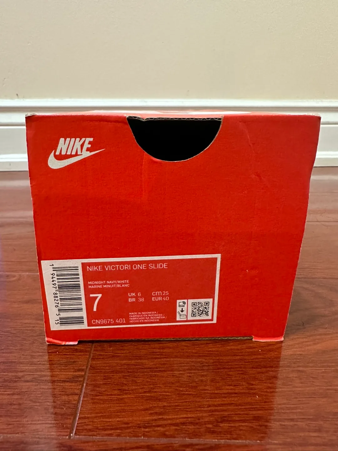 Nike Victori One Slides - Size 7 image indicator(4)