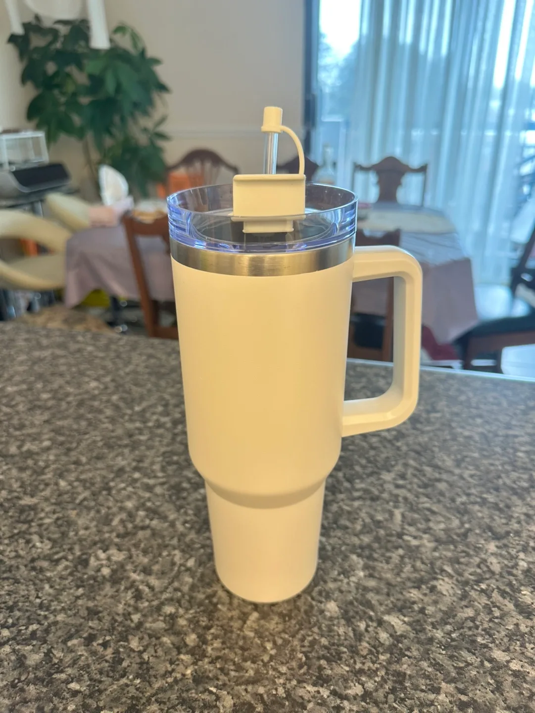 Insulated Stainless Steel Tumbler 40 oz image indicator(2)