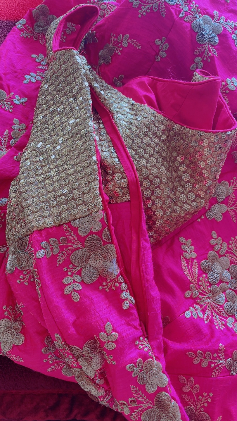 Gorgeous Pink and Gold Embroidered Gown - photo 3