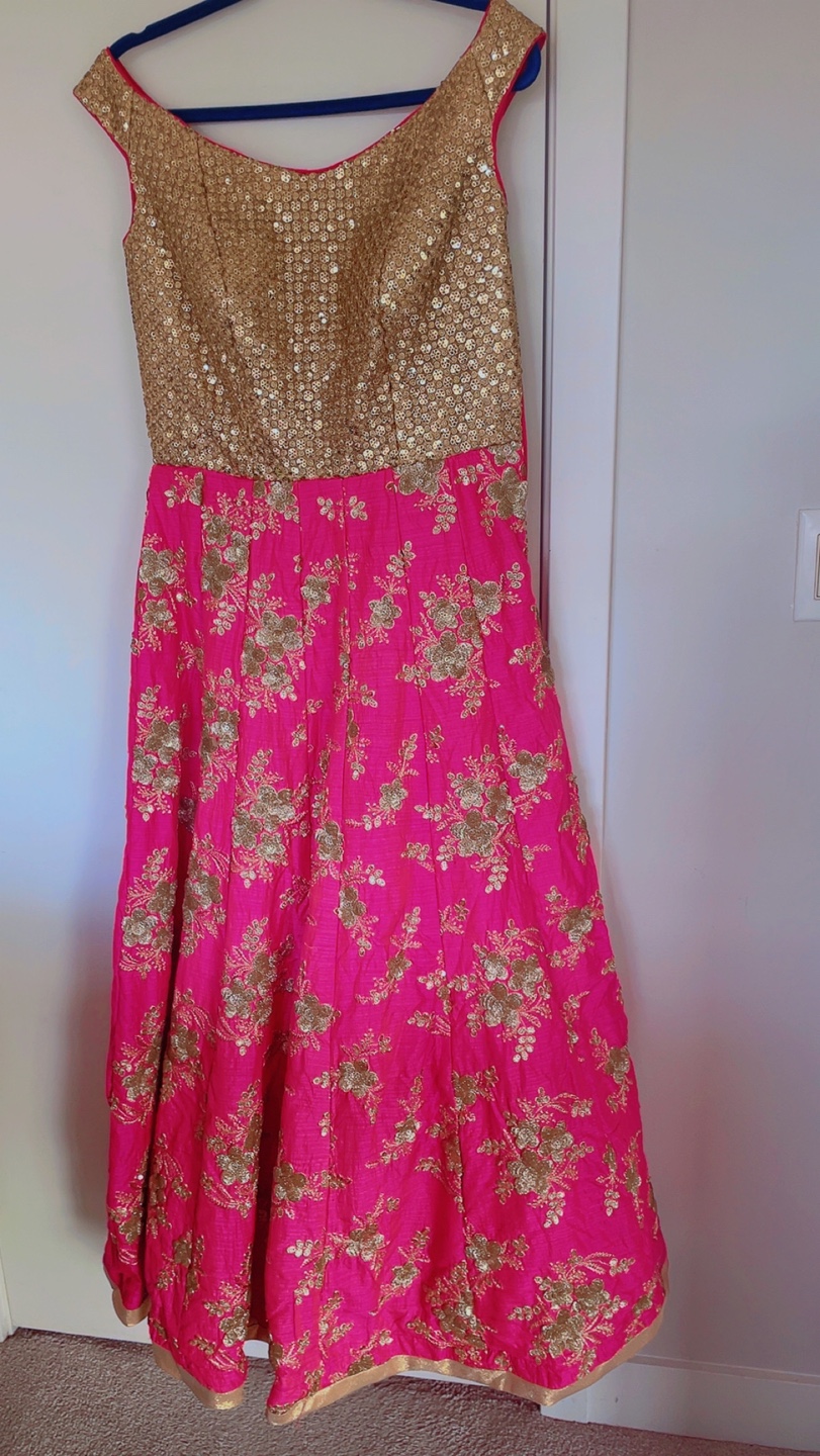 Gorgeous Pink and Gold Embroidered Gown - photo 4