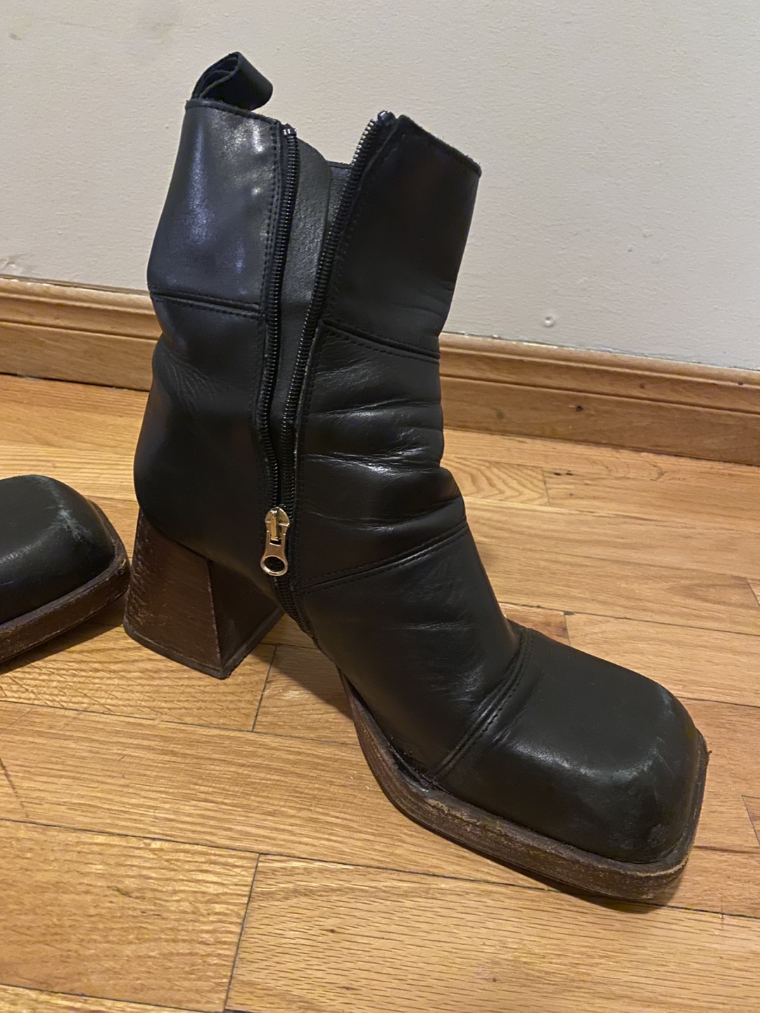 asos Black Leather Block Heel Boots - photo 3