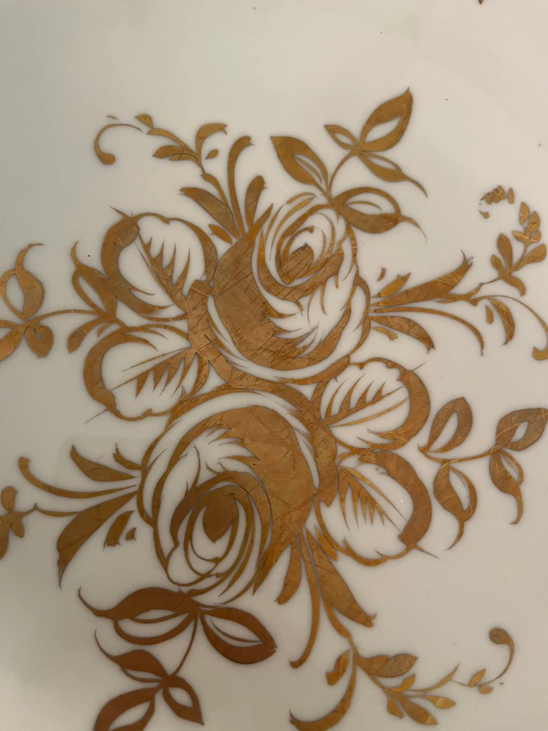 Gold-trimmed bowl, hand-painted floral design image indicator(4)
