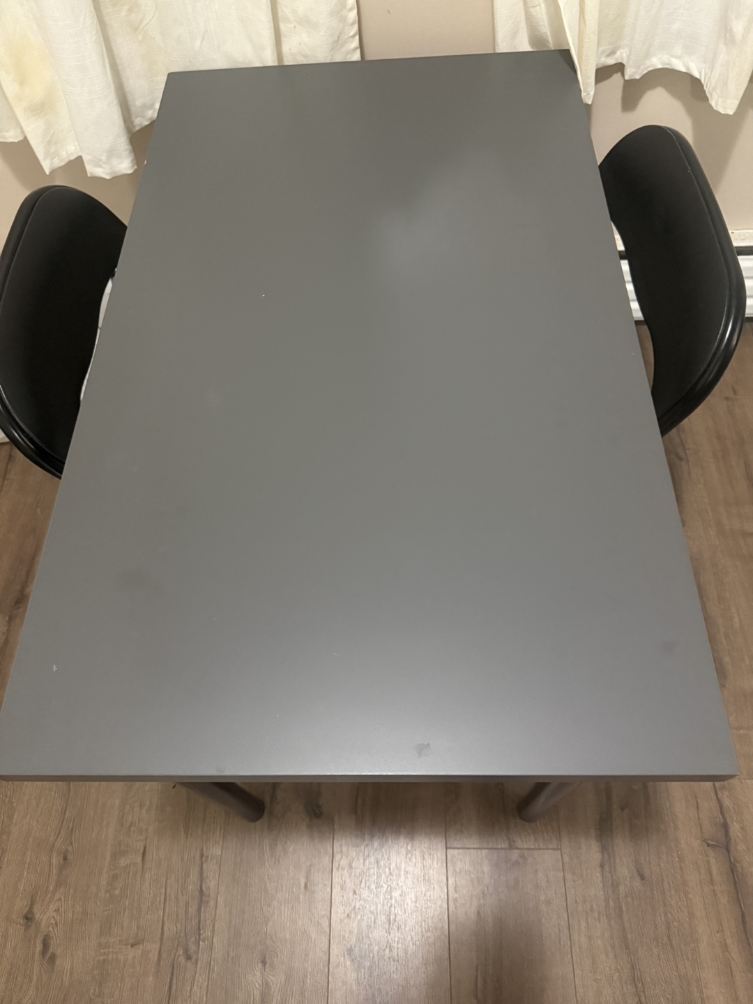 Ikea Linnmom grey table and two black folding chairs - photo 2