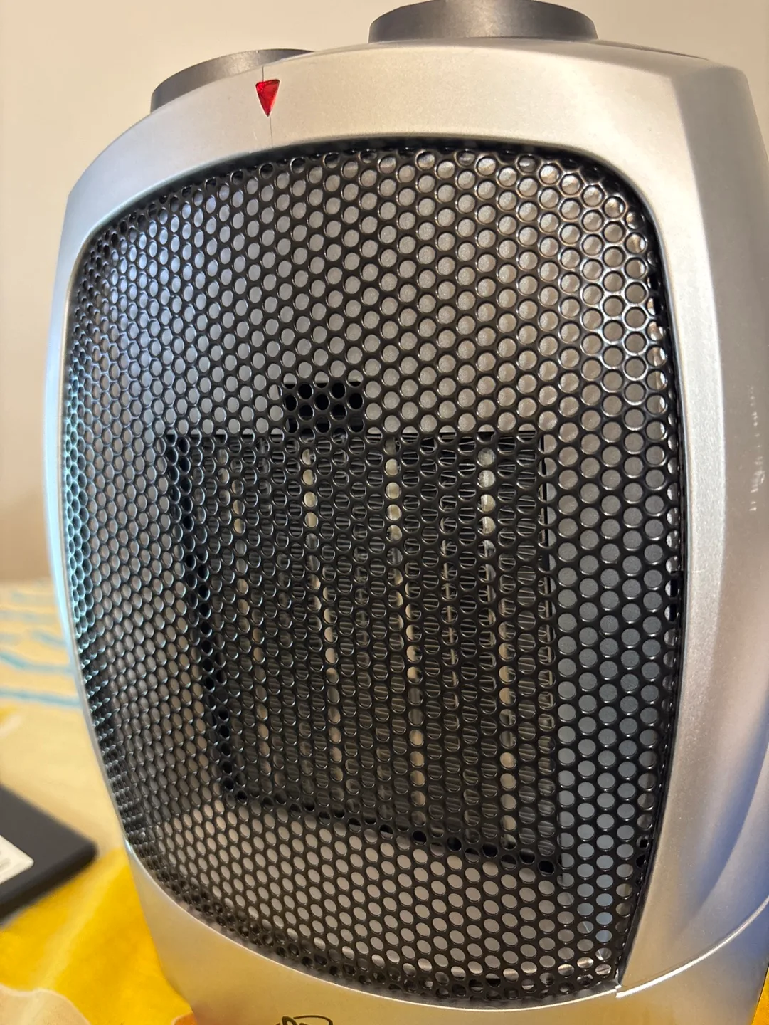 Compact Personal Heater thumbnail