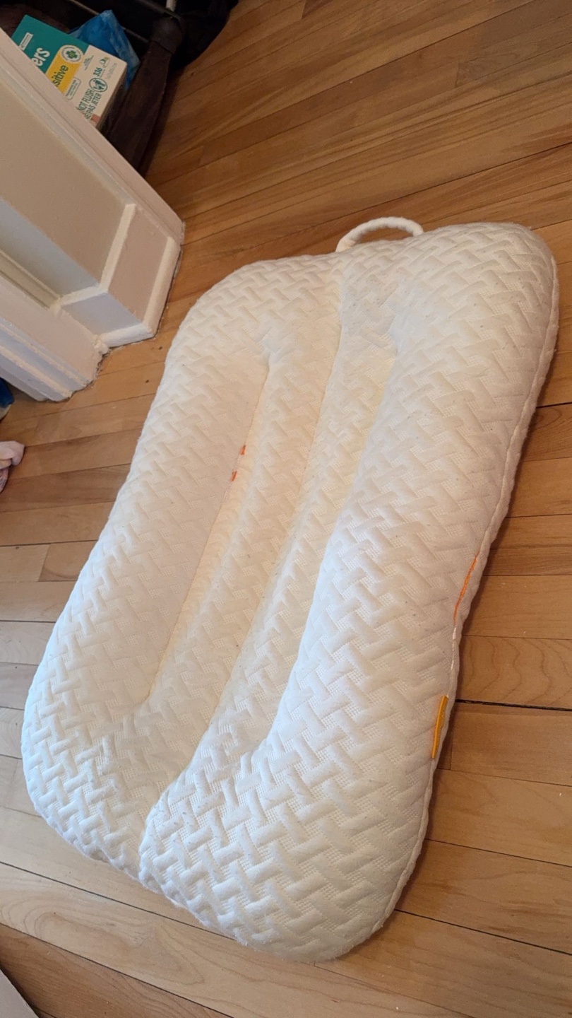 Baby Nest Lounger