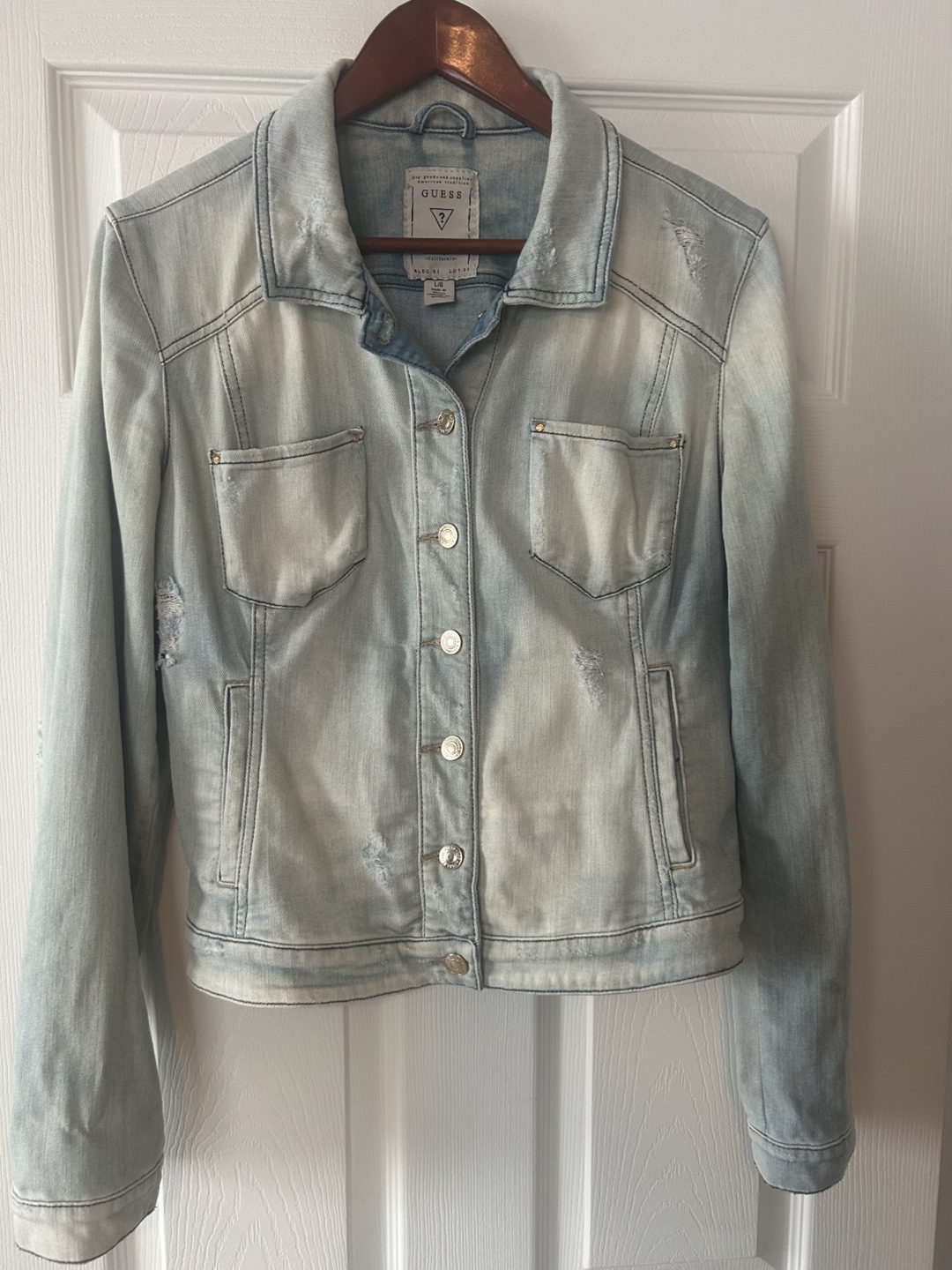 Vintage Guess Light Wash Denim Jacket - Size Large