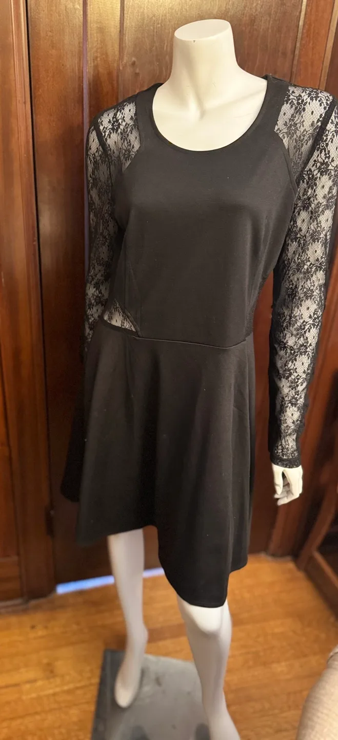 Little black dress thumbnail