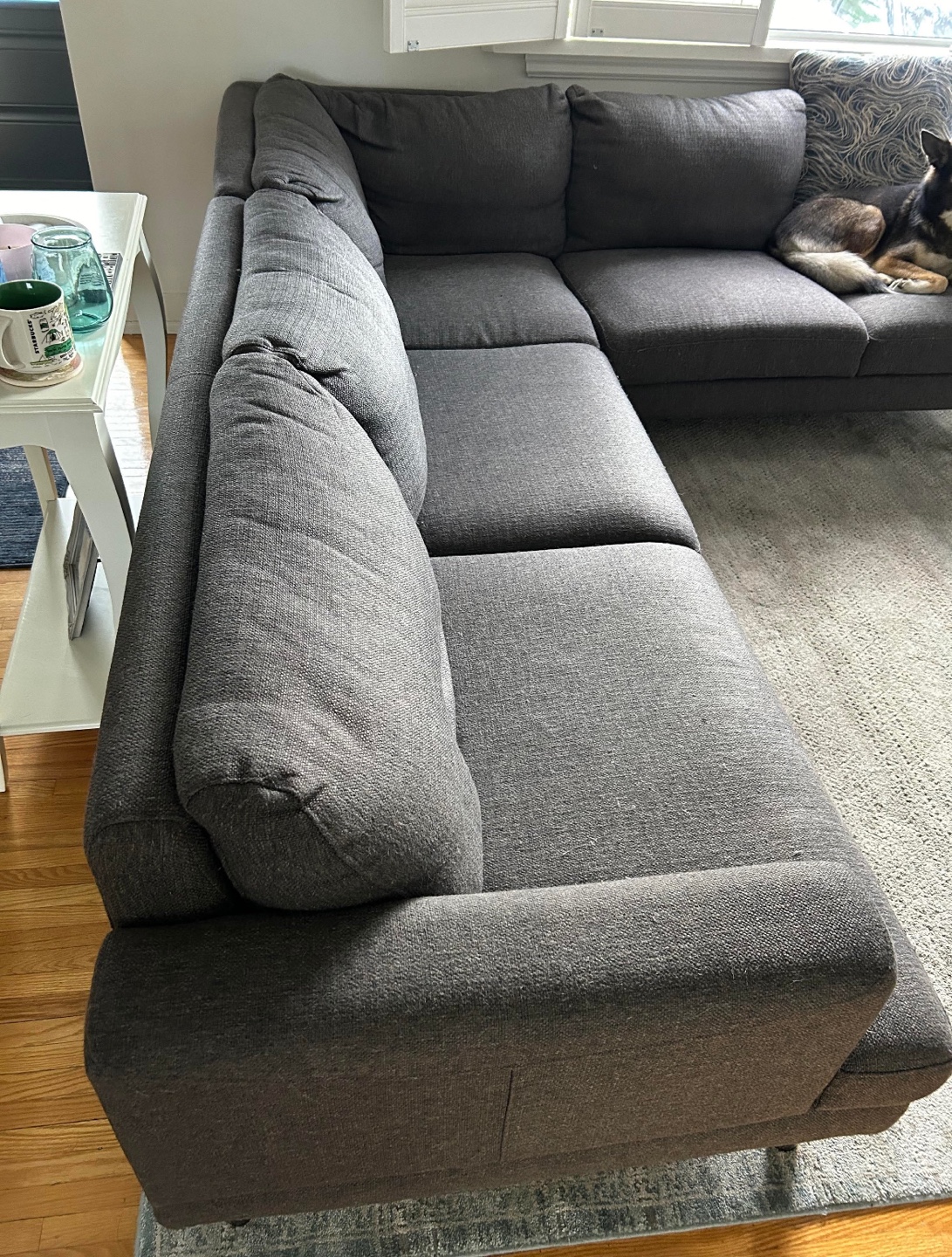 Structube Sectional Sofa - photo 3