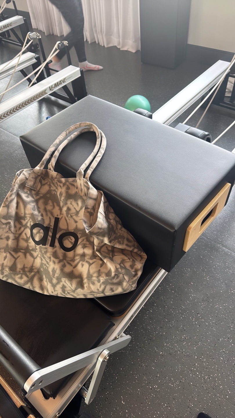 Alo Yoga Tote Bag