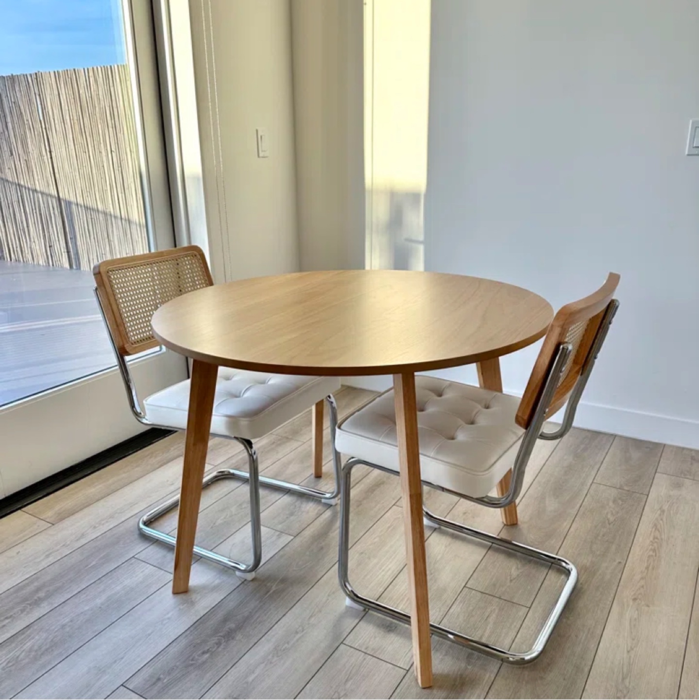 Round Wooden Dining Table - photo 2