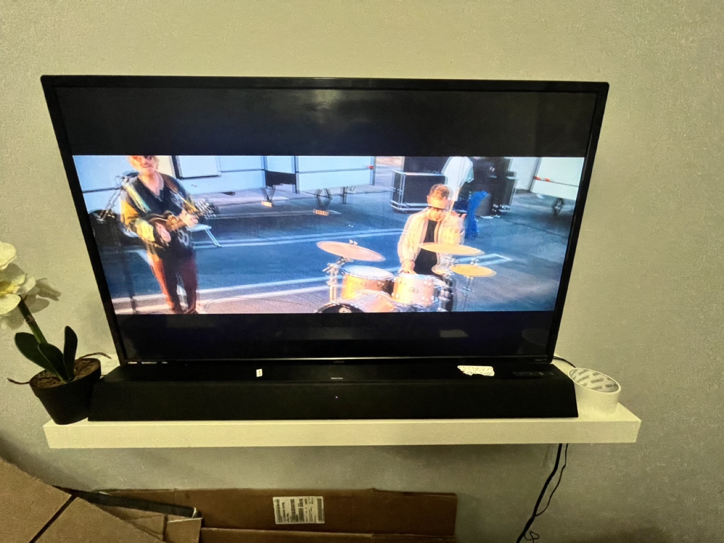 Sanyo Roku TV with Philips Soundbar - photo 5