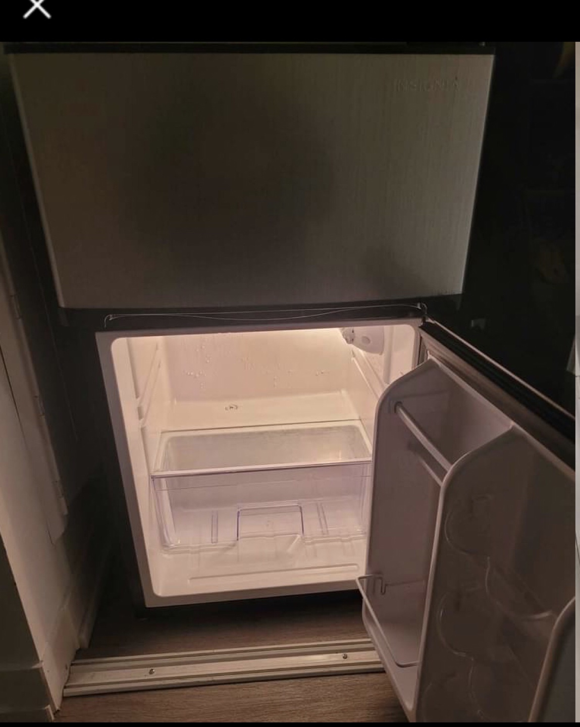 Insignia 3.2 cu. ft. Mini-Refrigerator - photo 3
