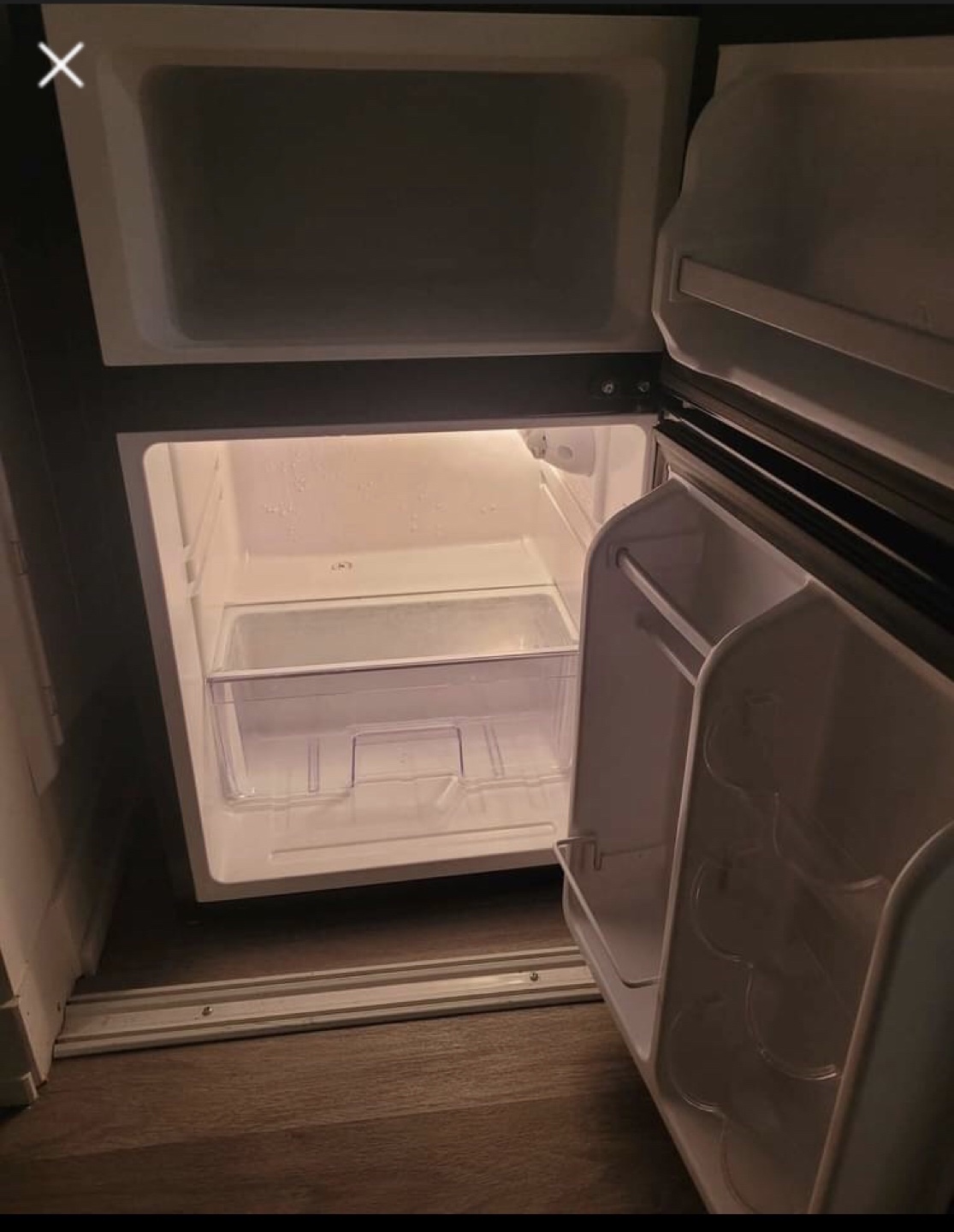 Insignia 3.2 cu. ft. Mini-Refrigerator - photo 5