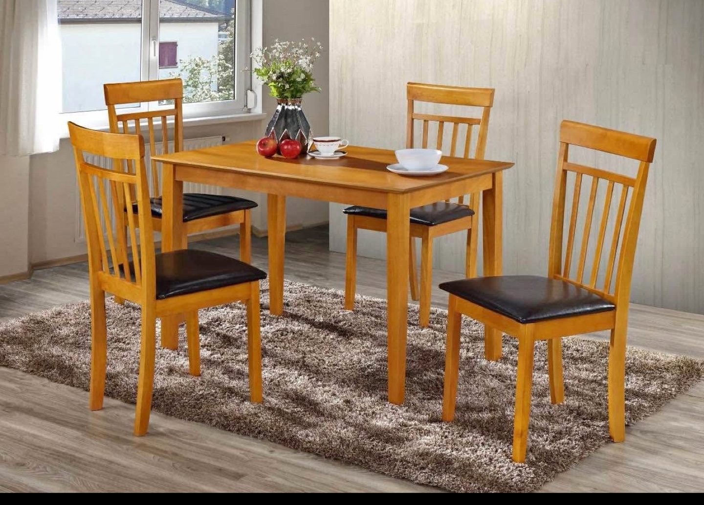 5-Piece Dining Set - Table and 4 Chairs