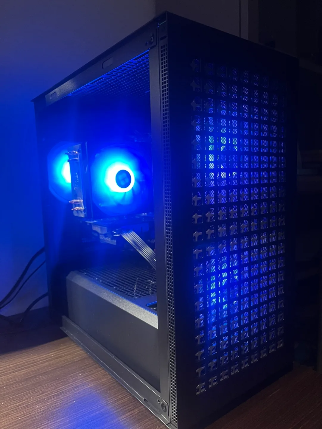 🔥Custom Gaming PC🔥 with Intel i5 and GTX 1650 super image indicator(3)
