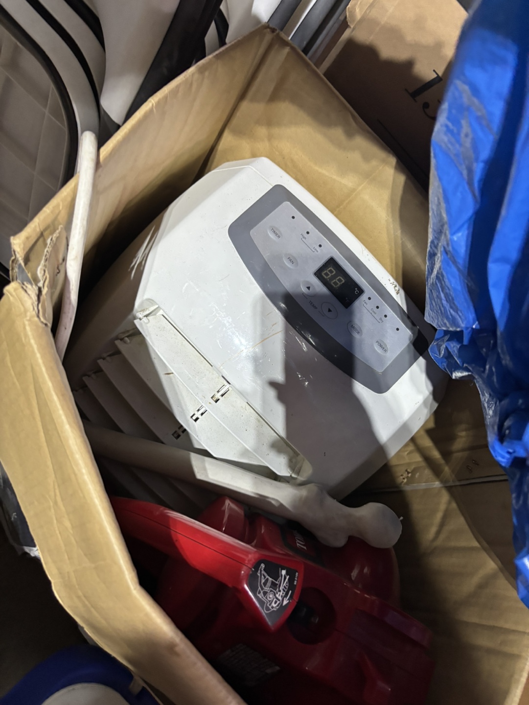 DeLonghi Portable Air Conditioner - photo 2