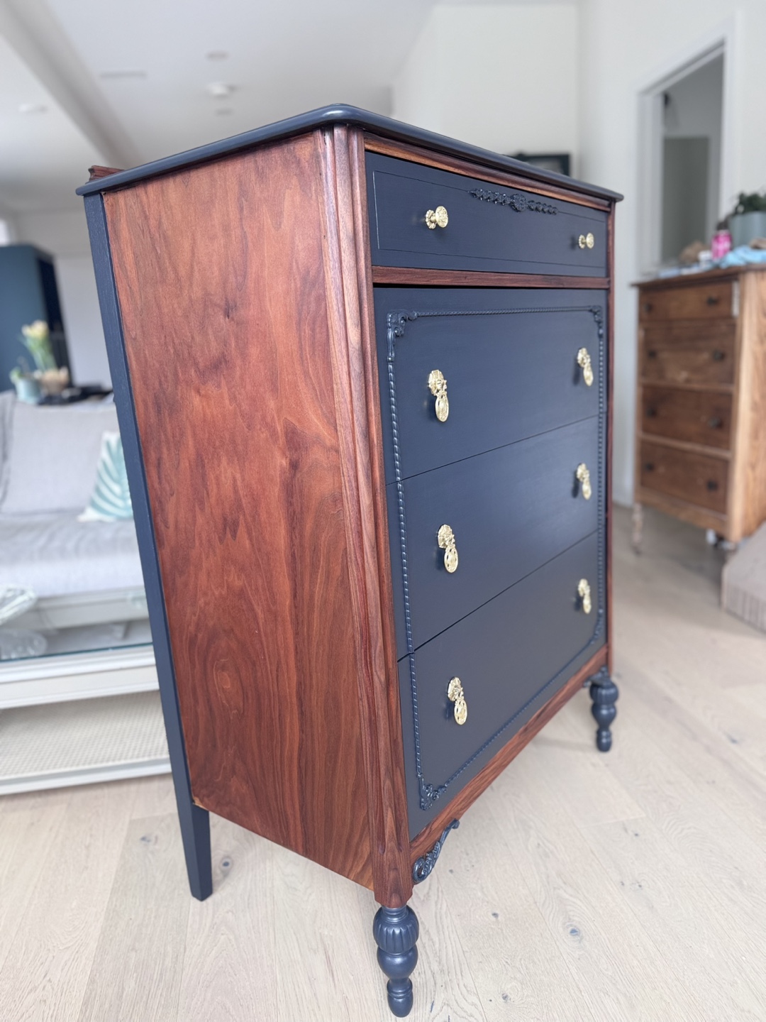 Vintage Four-Drawer Chest of Drawers - photo 2