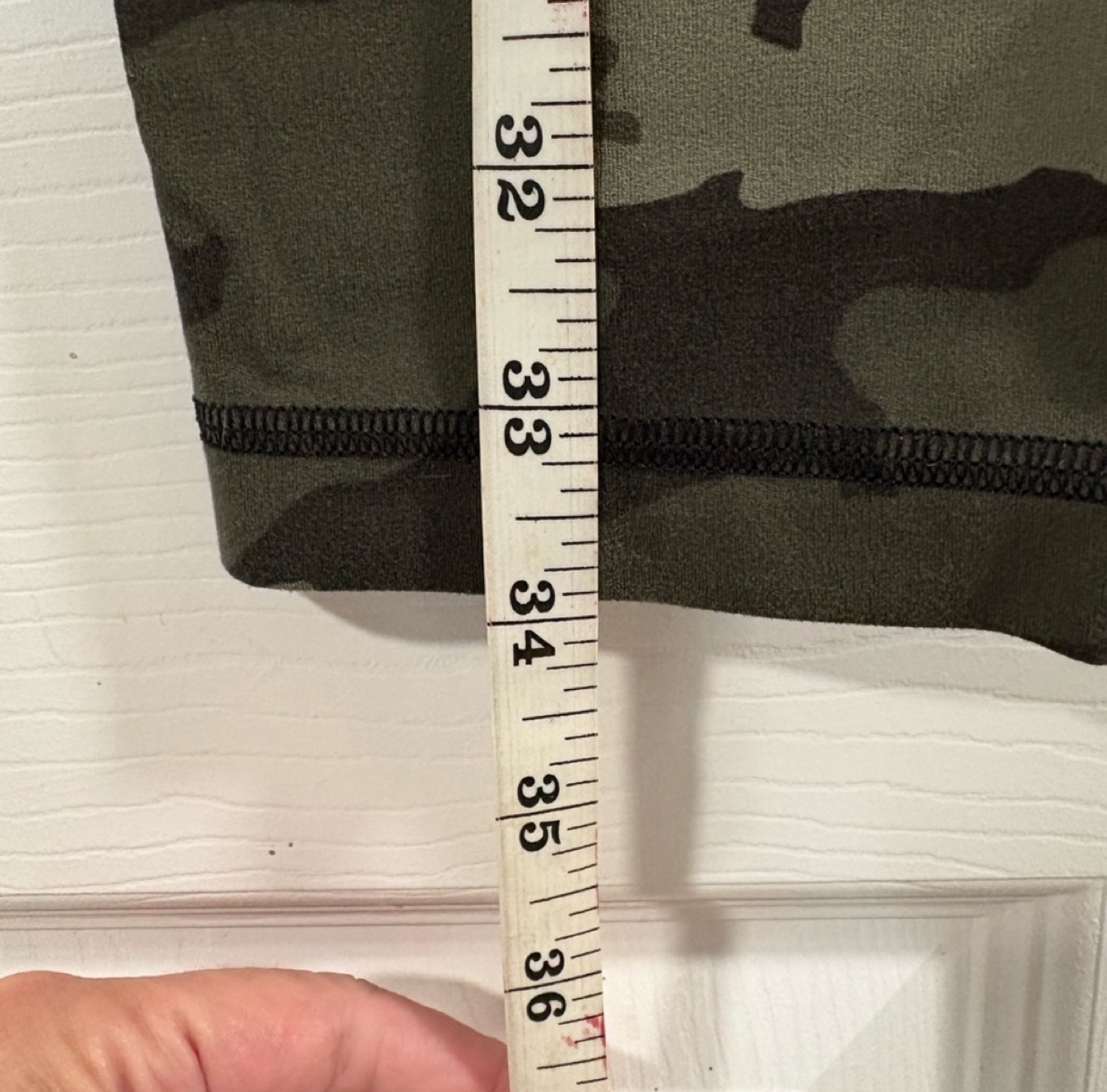 Lululemon Camo Leggings - Size 8 - photo 5