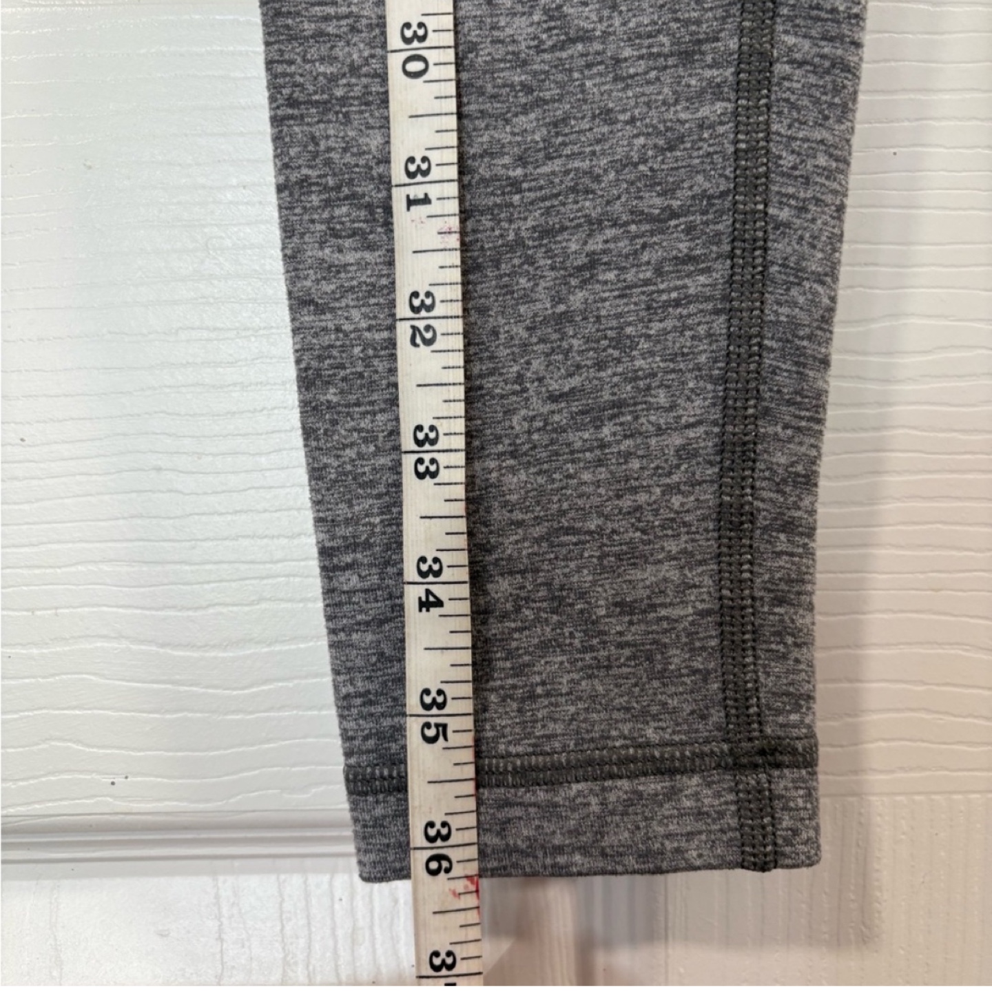 Lululemon Align Leggings - Size 4 - Grey Heather - photo 3